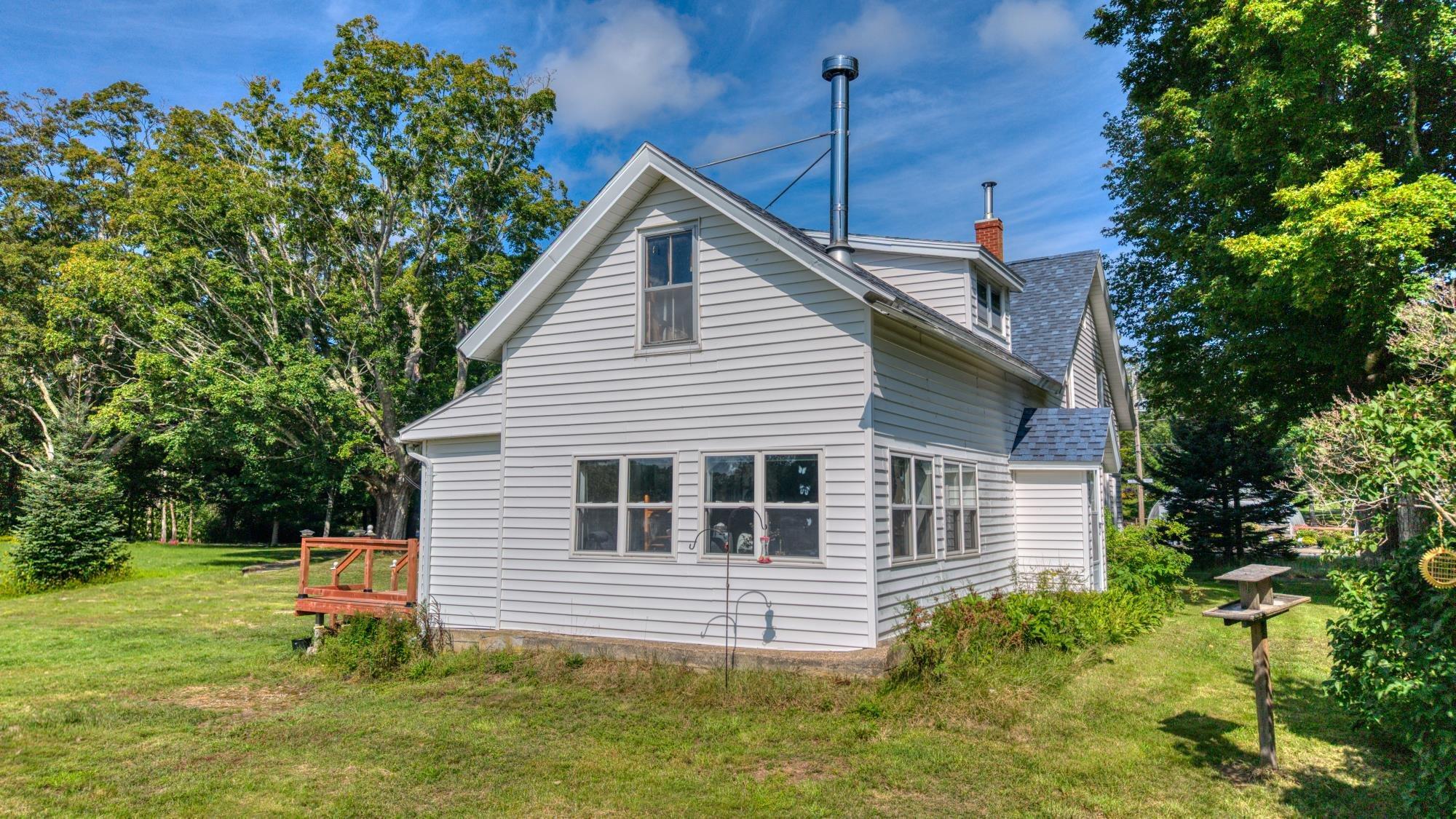 $299,900.00: 10136 Highway 1, Paradise
