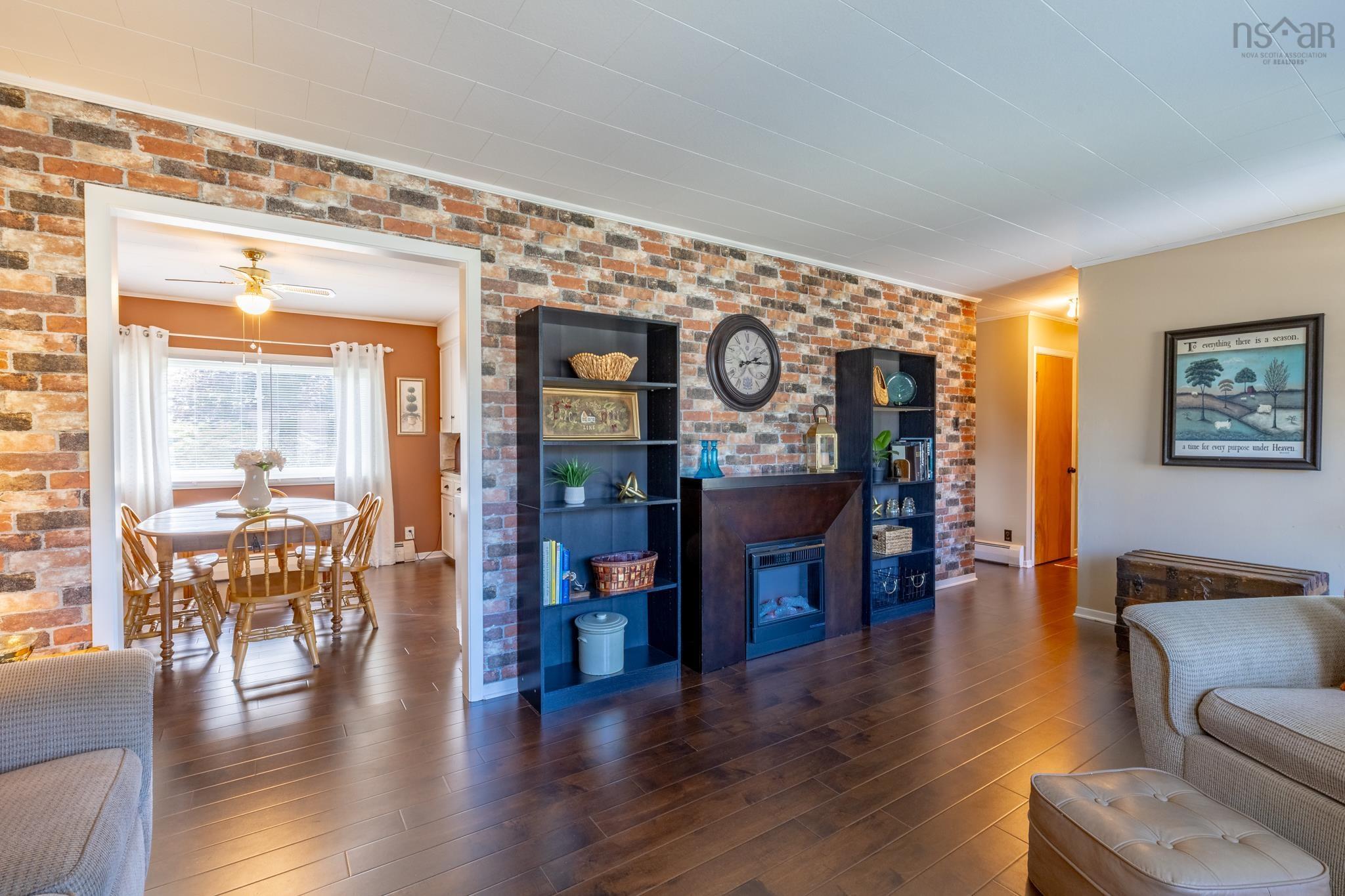$339,900.00: 73 King Street, Yarmouth