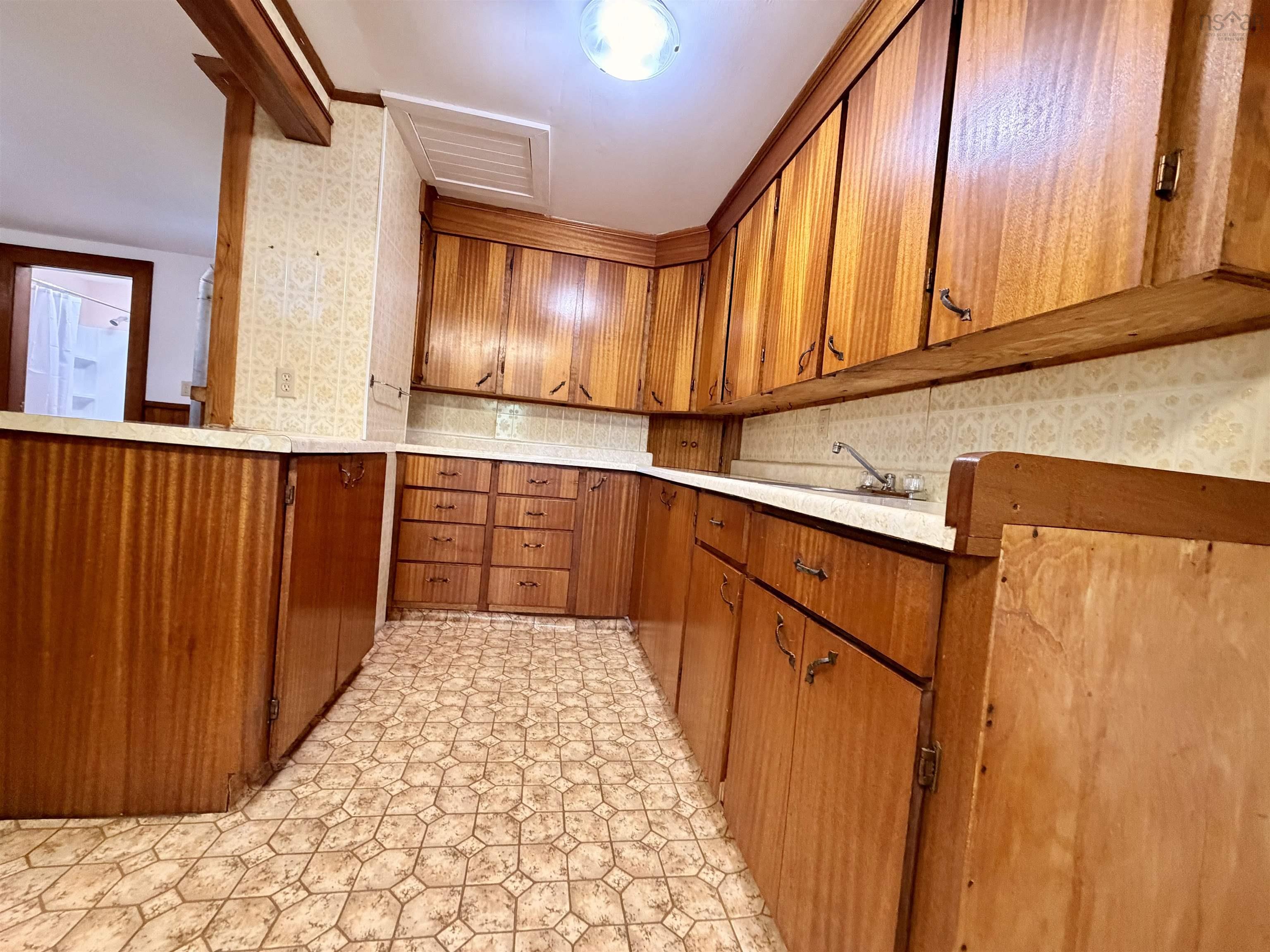 $282,000.00: 1927 HIGHWAY 6 Highway, River John