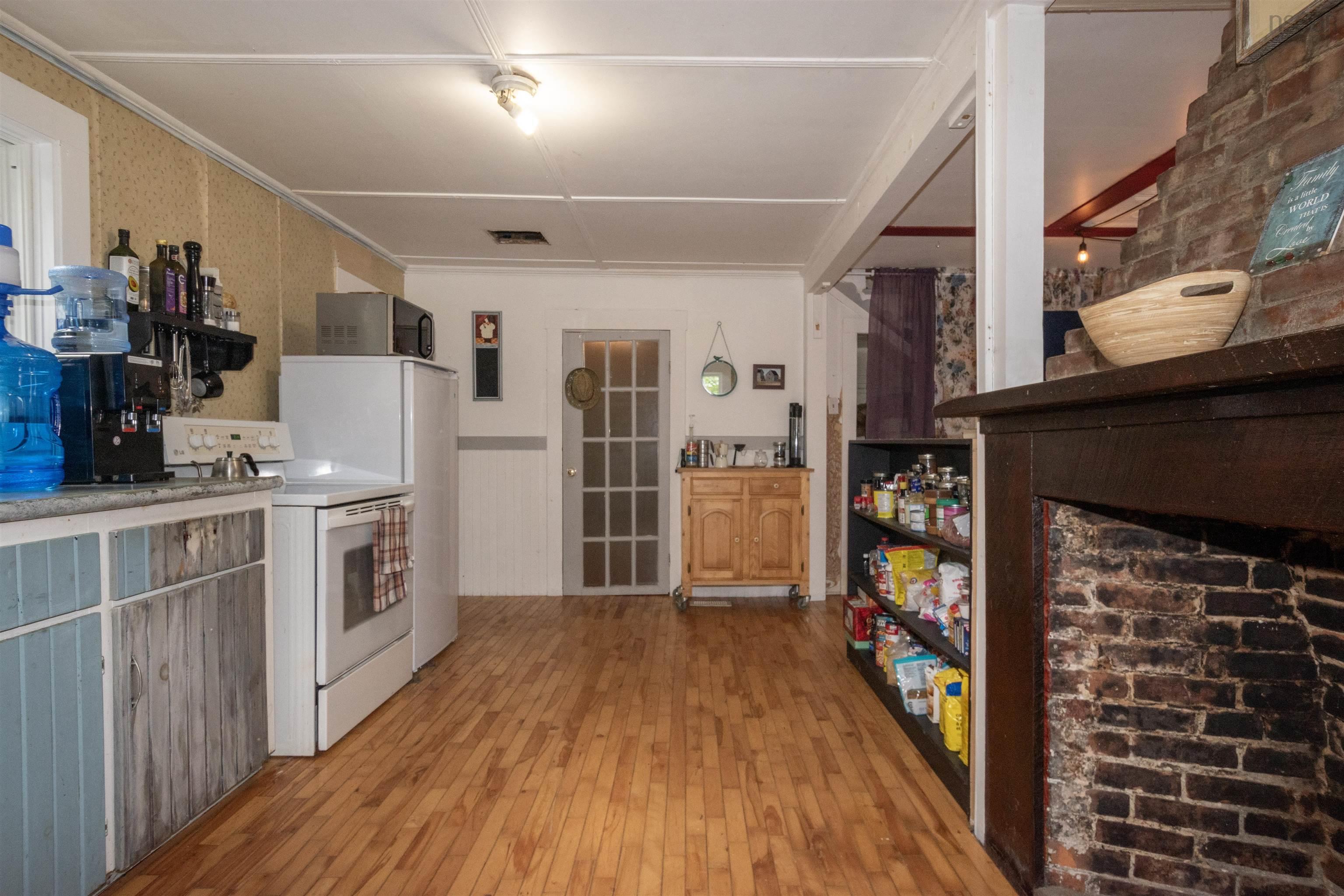 $279,000.00: 142 Water Street, Shelburne