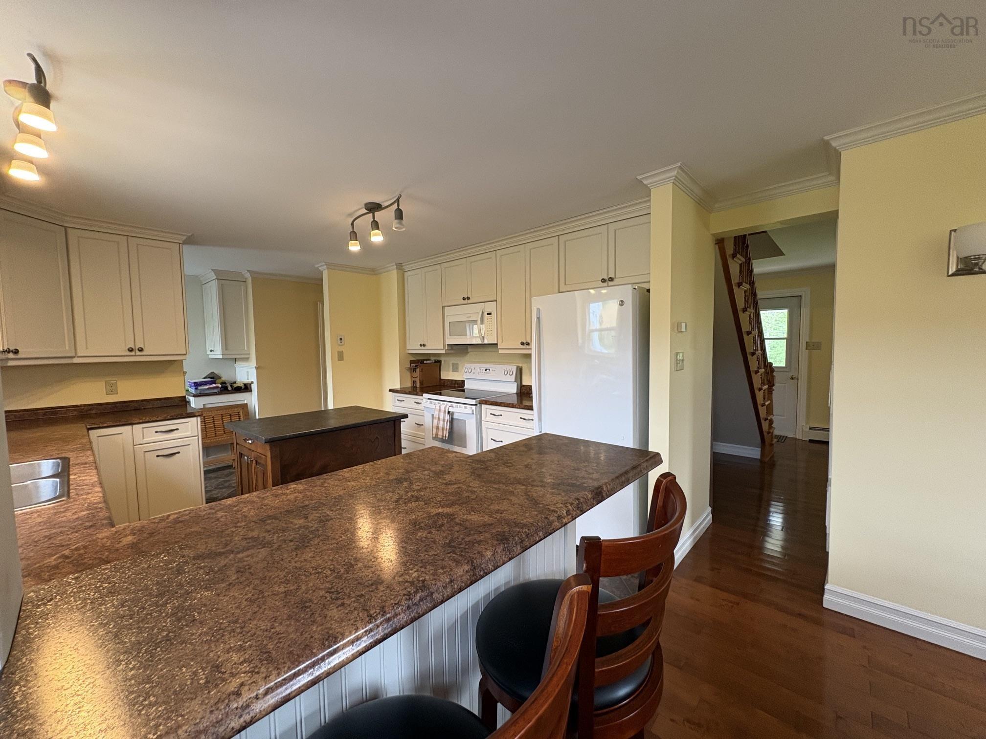 $449,900.00: 3001 Highway 221, Weston
