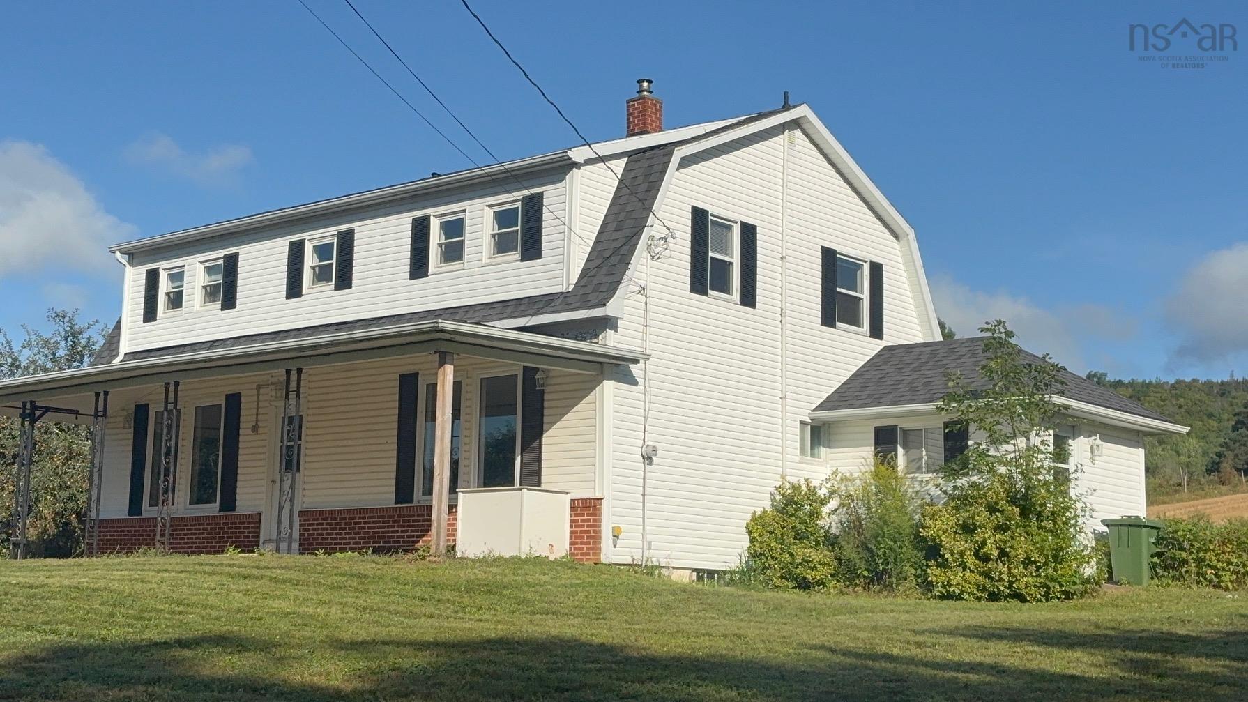 $449,900.00: 3001 Highway 221, Weston