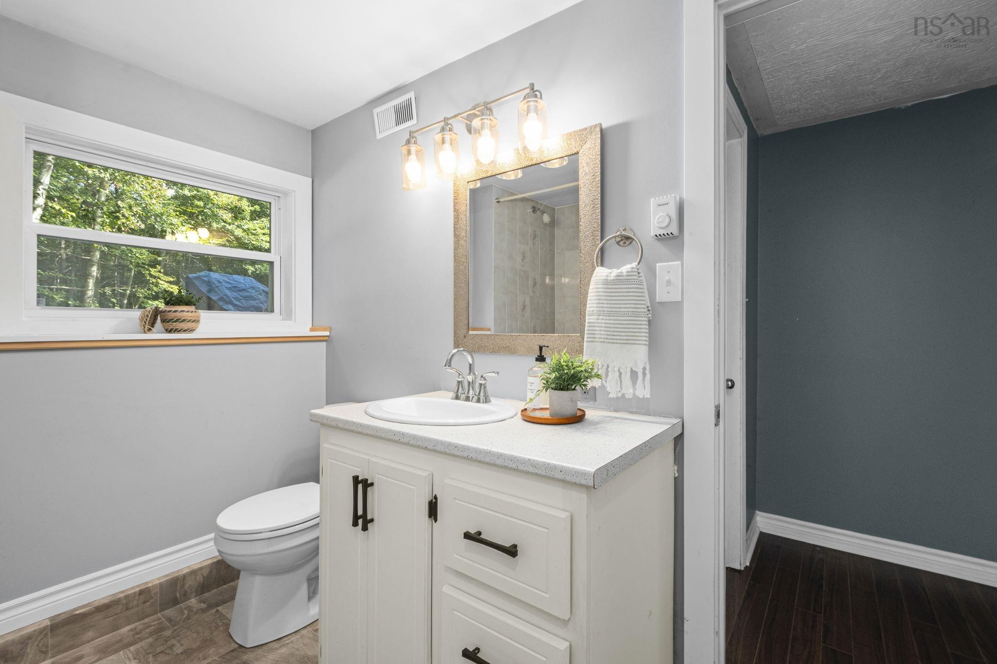 $599,000.00: 83 Lakecrest Drive, East Uniacke