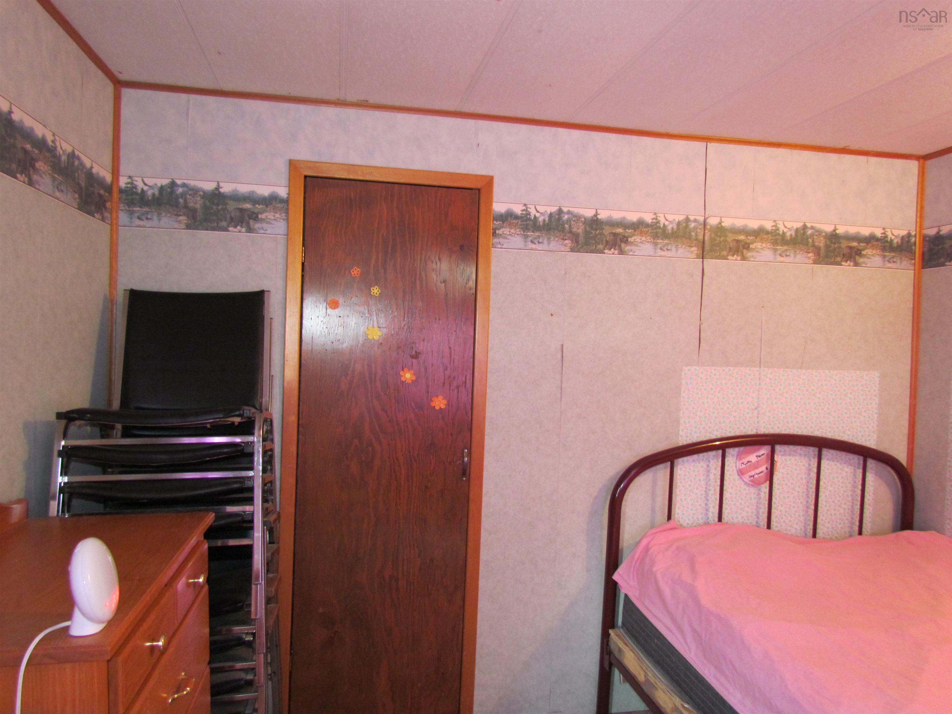 $125,000.00: 1125 Findley Road, Northfield