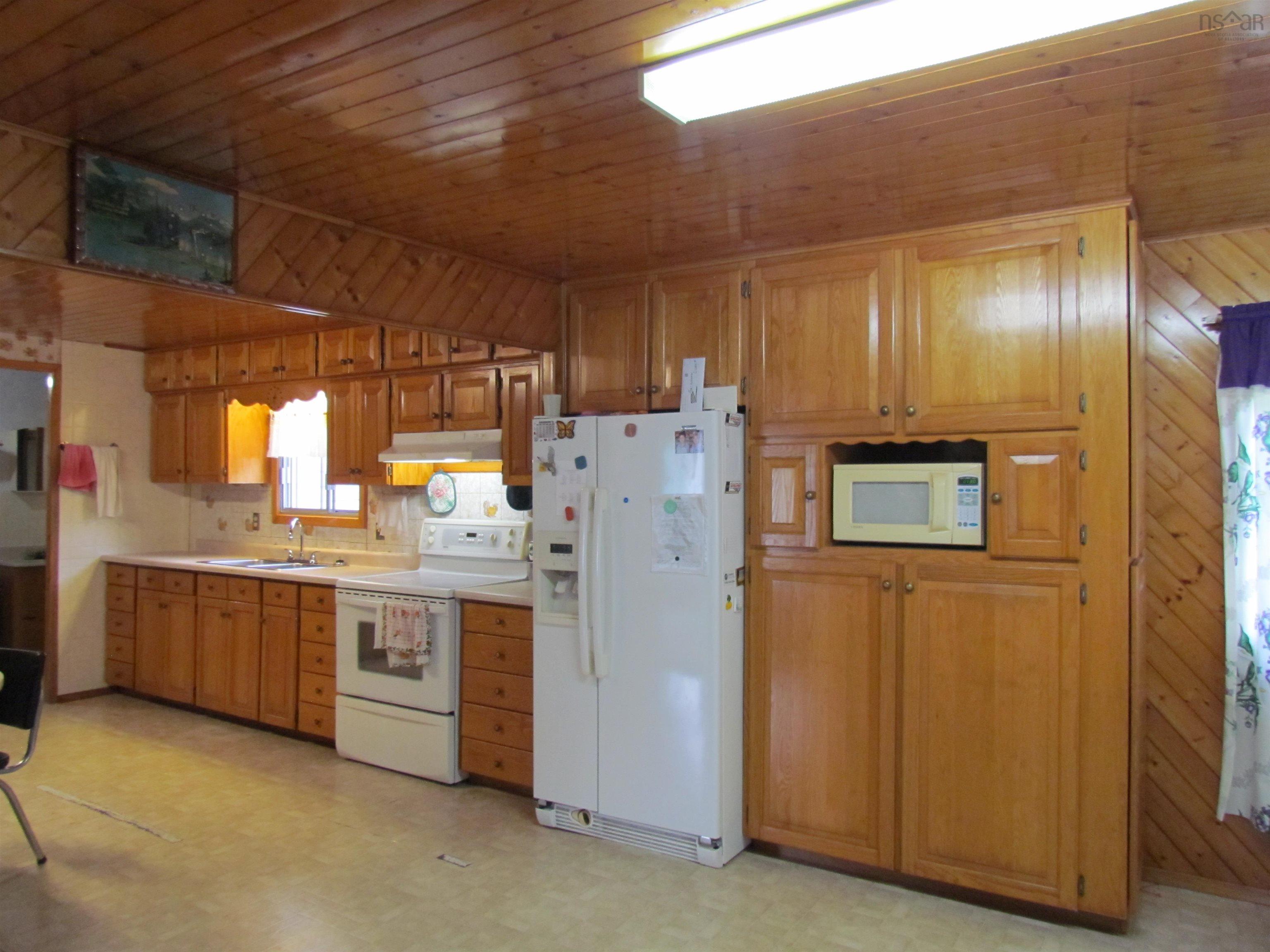 $125,000.00: 1125 Findley Road, Northfield