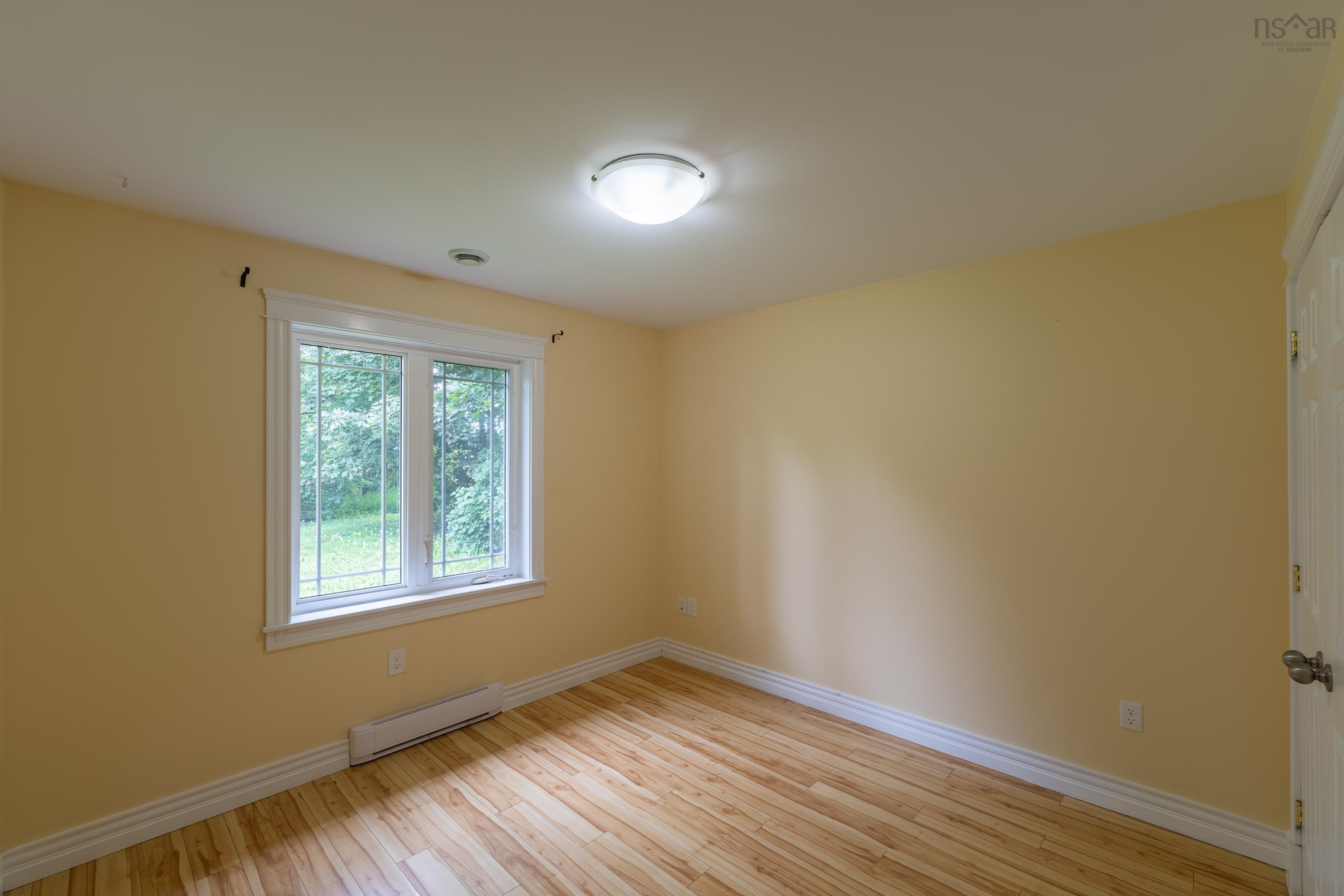 $329,900.00: 6032 Highway 1, Cambridge