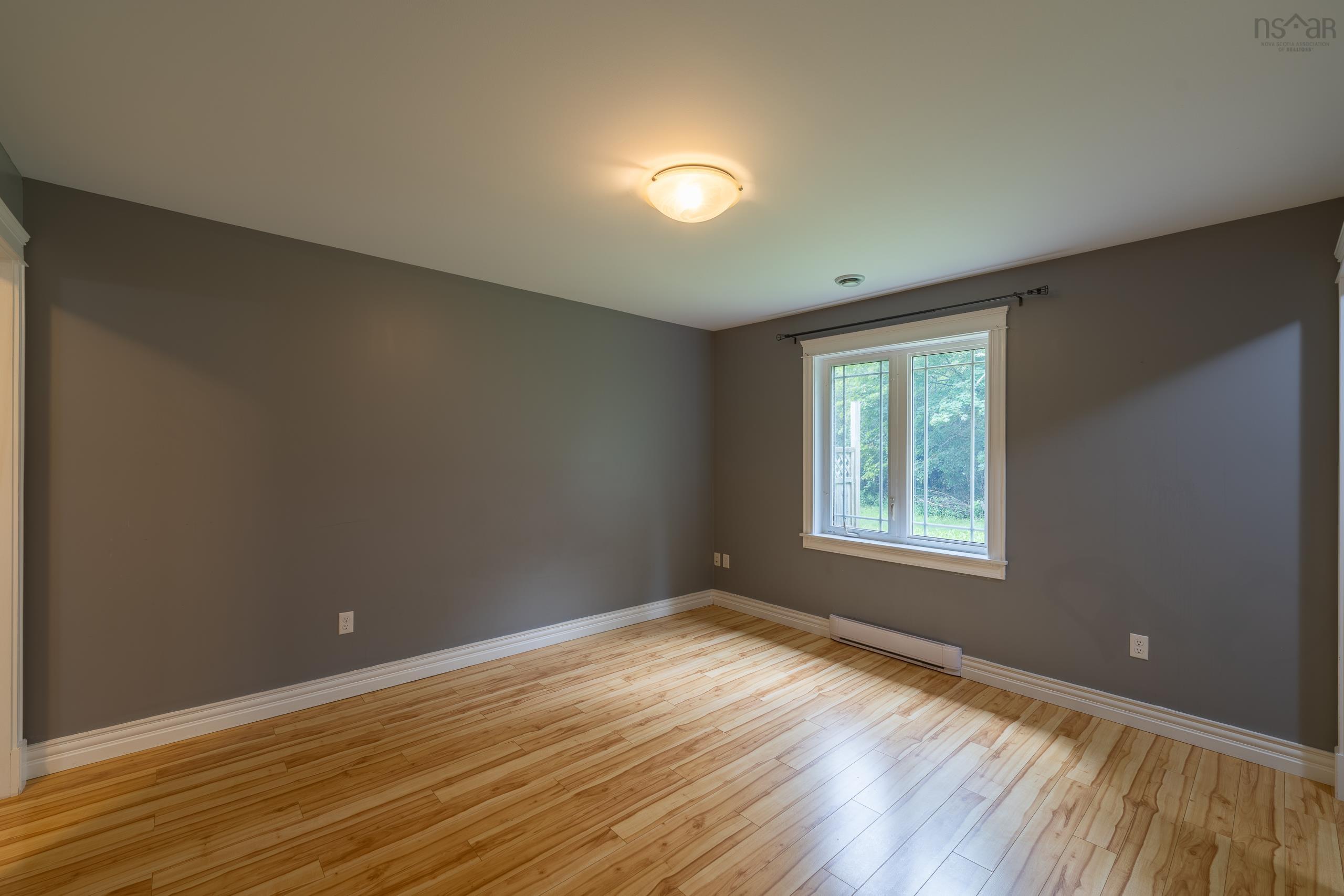 $329,900.00: 6032 Highway 1, Cambridge