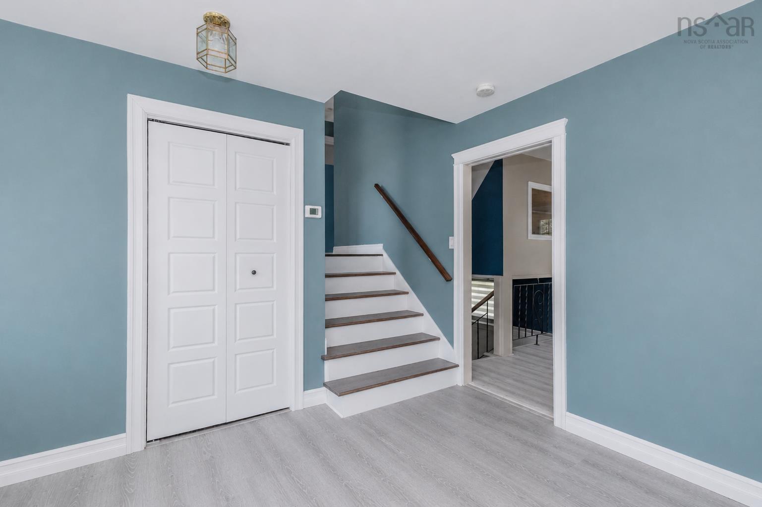 $384,000.00: 54 Acadia Drive, Sydney