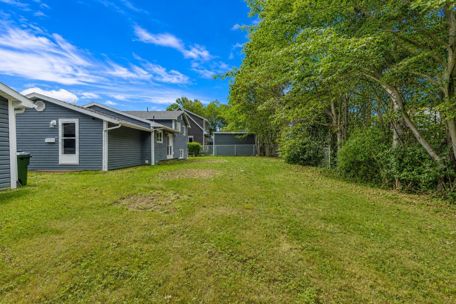 $384,000.00: 54 Acadia Drive, Sydney