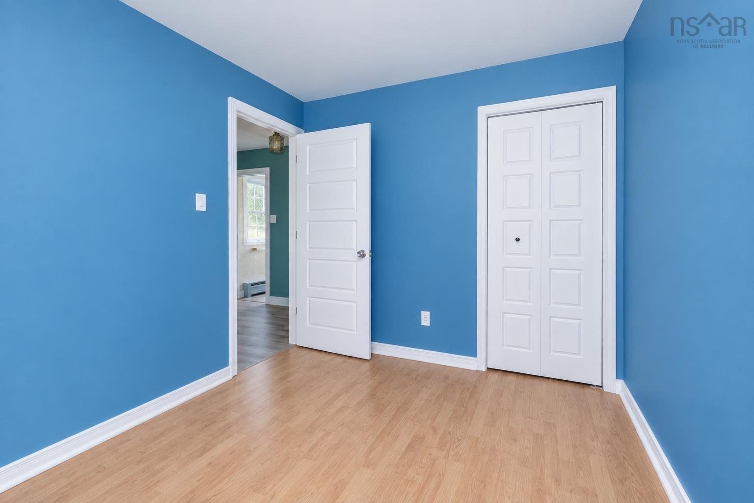 $384,000.00: 54 Acadia Drive, Sydney