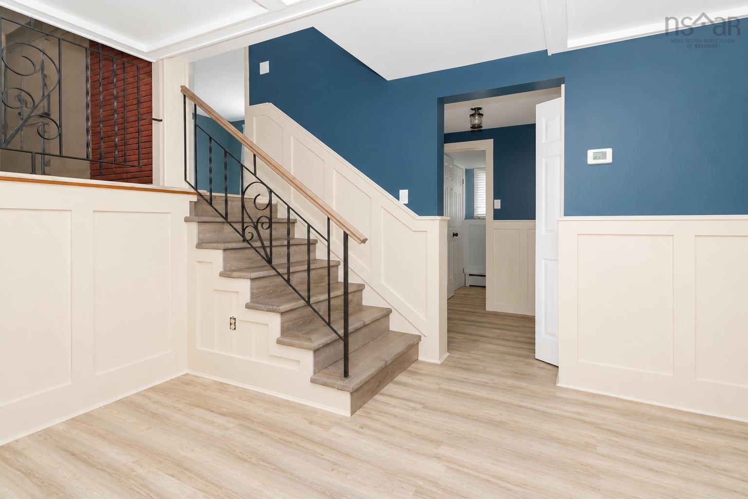 $384,000.00: 54 Acadia Drive, Sydney