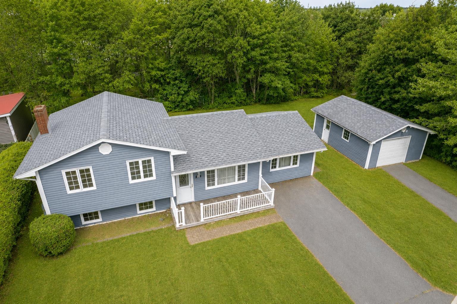 $384,000.00: 54 Acadia Drive, Sydney