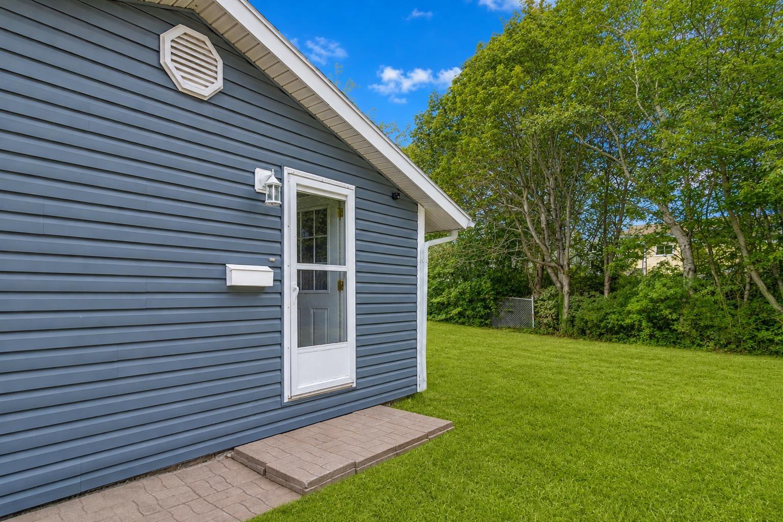 $384,000.00: 54 Acadia Drive, Sydney