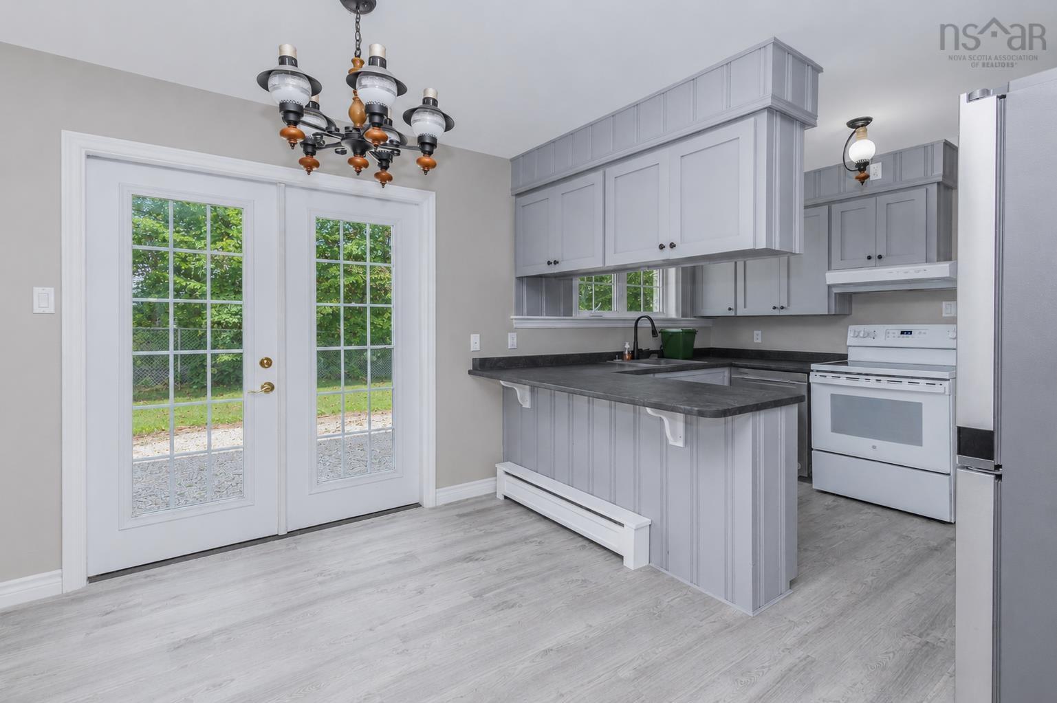 $384,000.00: 54 Acadia Drive, Sydney