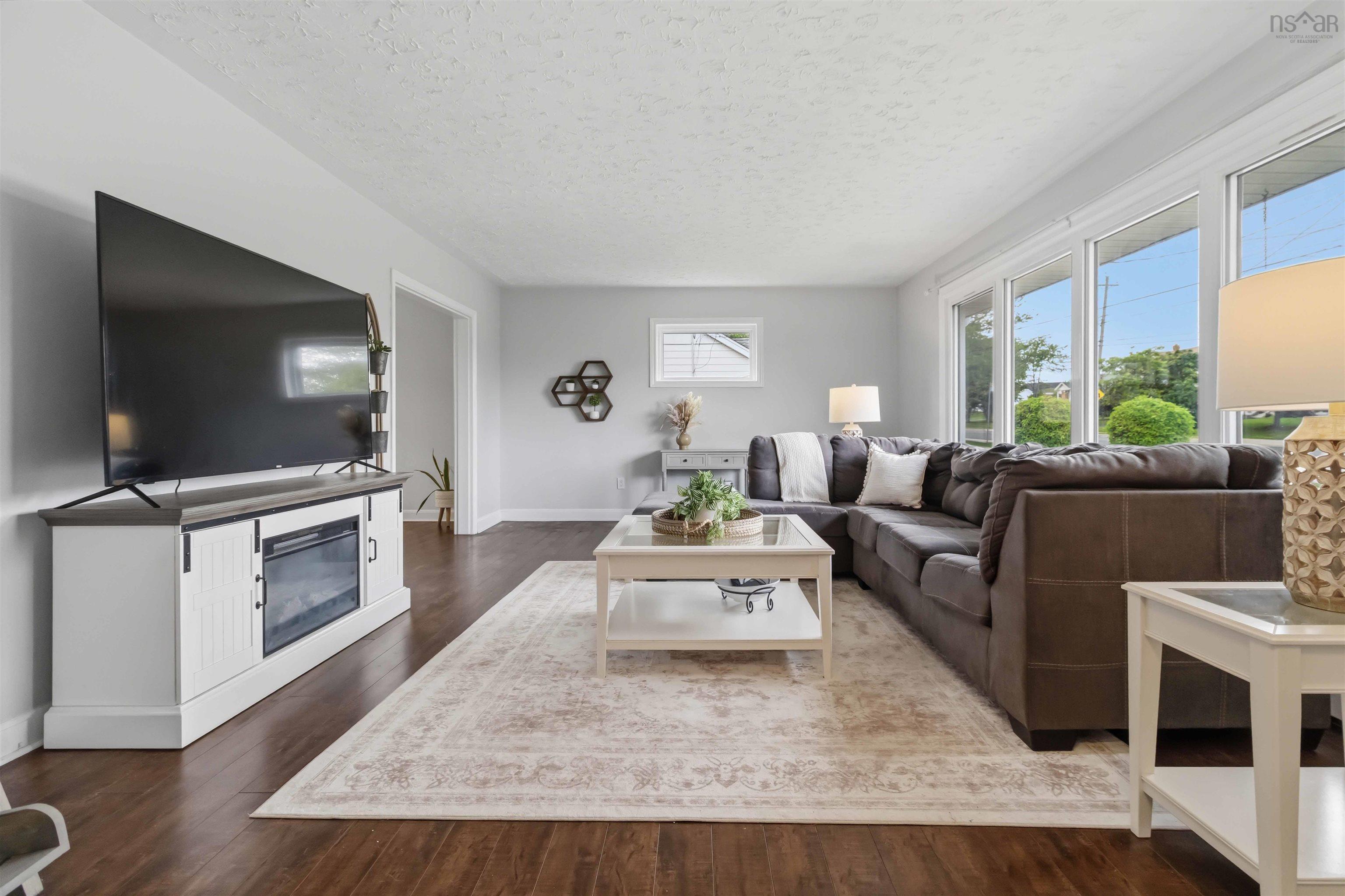 $579,000.00: 117 Astral Drive, Cole Harbour