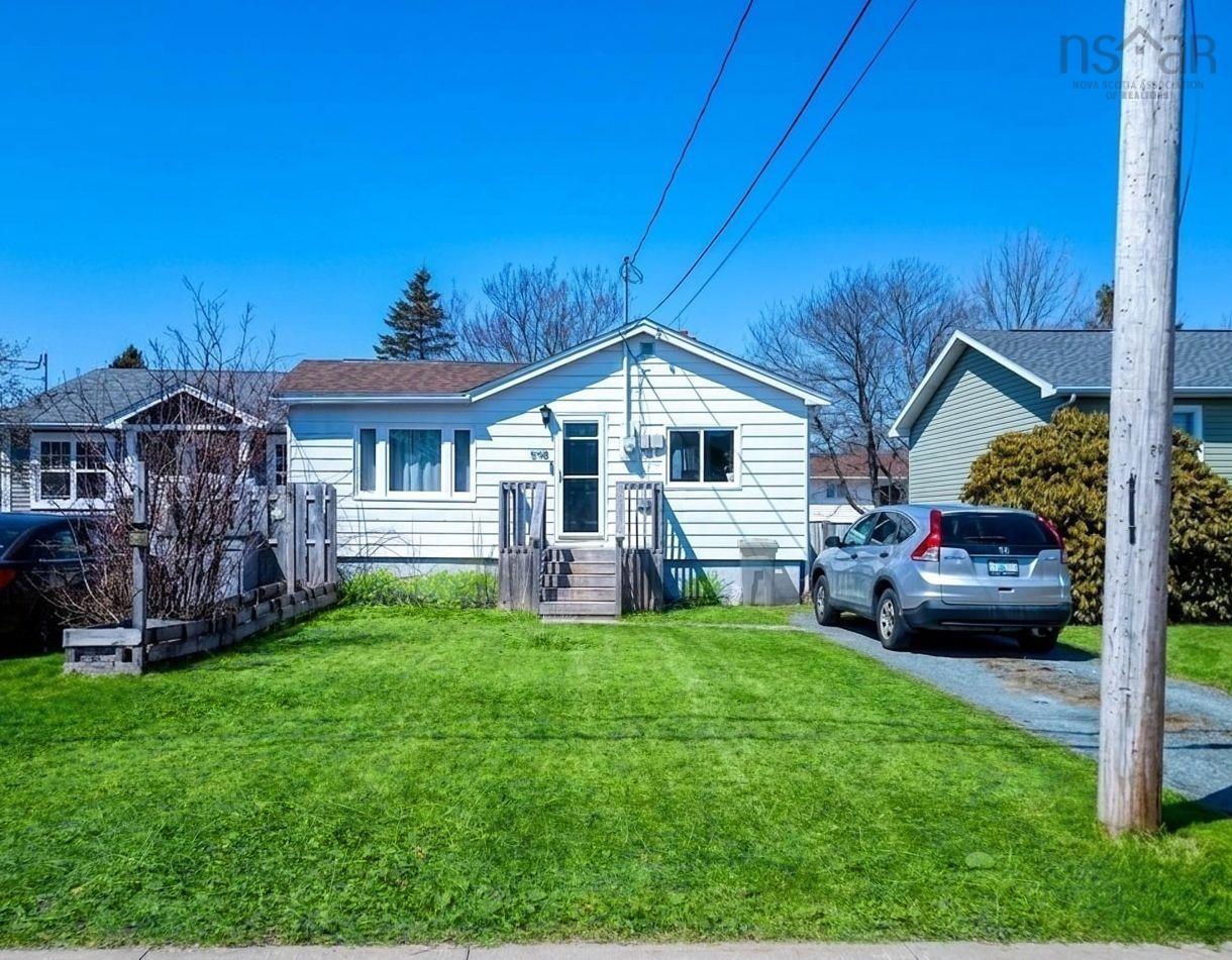 $399,999.00: 331 Chadwick Street, Dartmouth