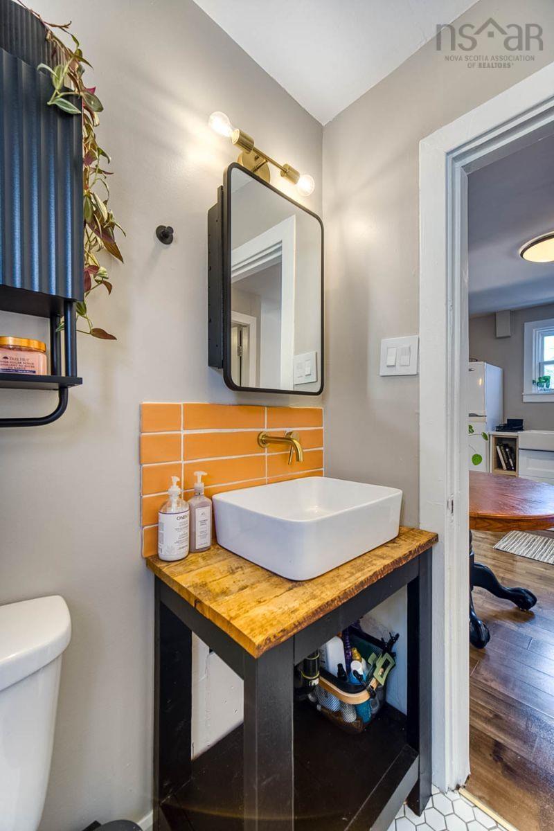 $399,999.00: 331 Chadwick Street, Dartmouth
