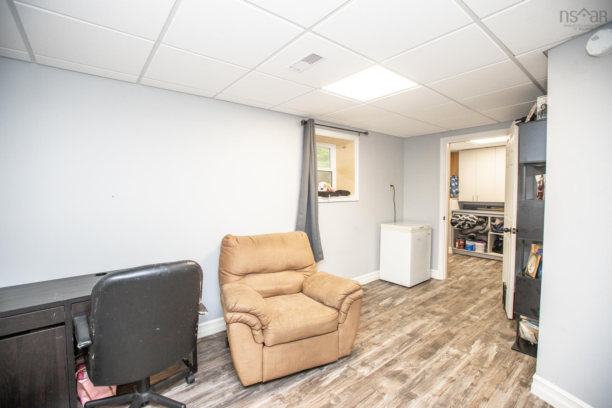 58 Delmerle Drive photo #22