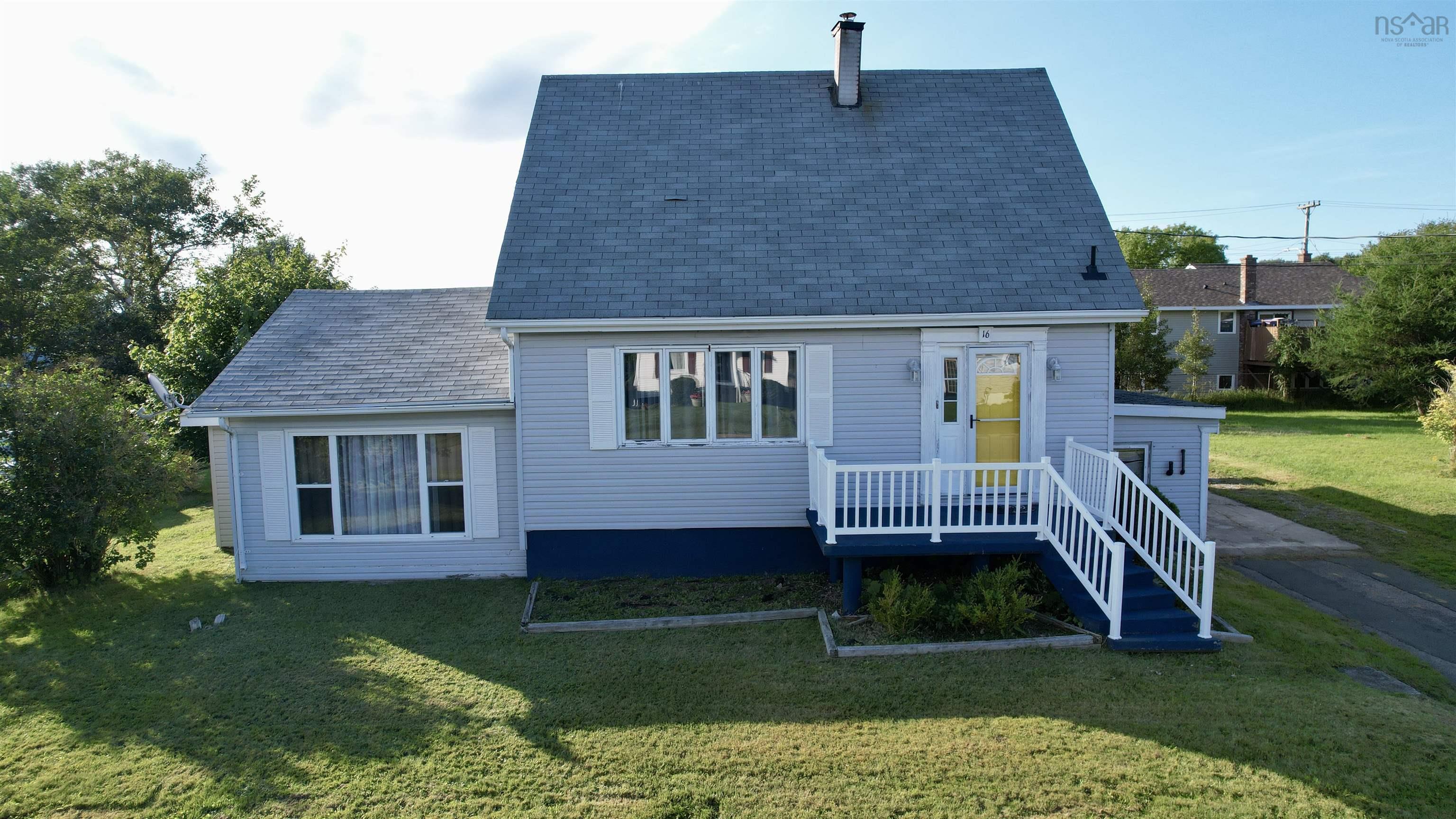 $180,000.00: 16 Rosewood Avenue, Glace Bay
