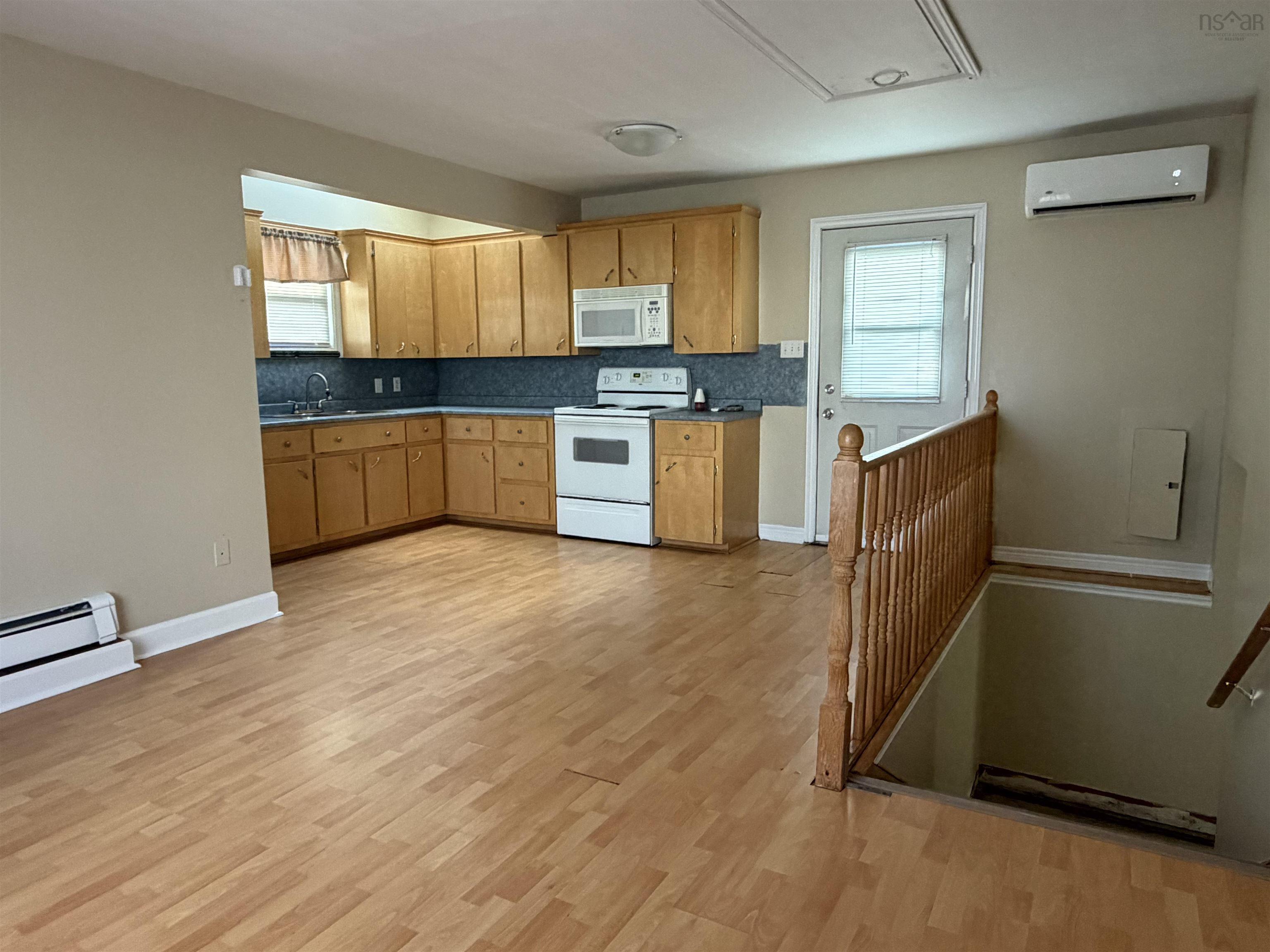 $180,000.00: 16 Rosewood Avenue, Glace Bay