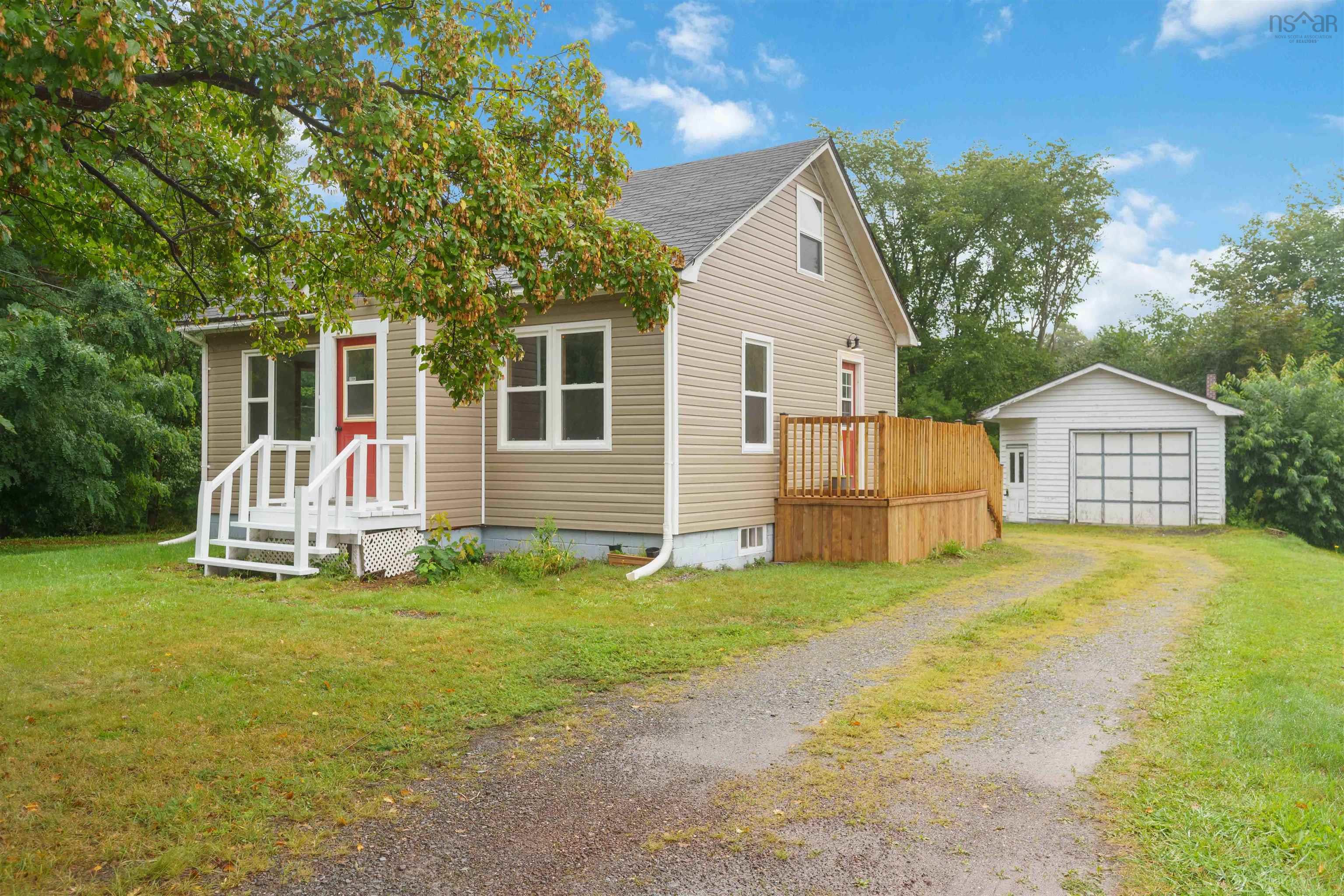 $349,900.00: 2630 Highway 1, Aylesford