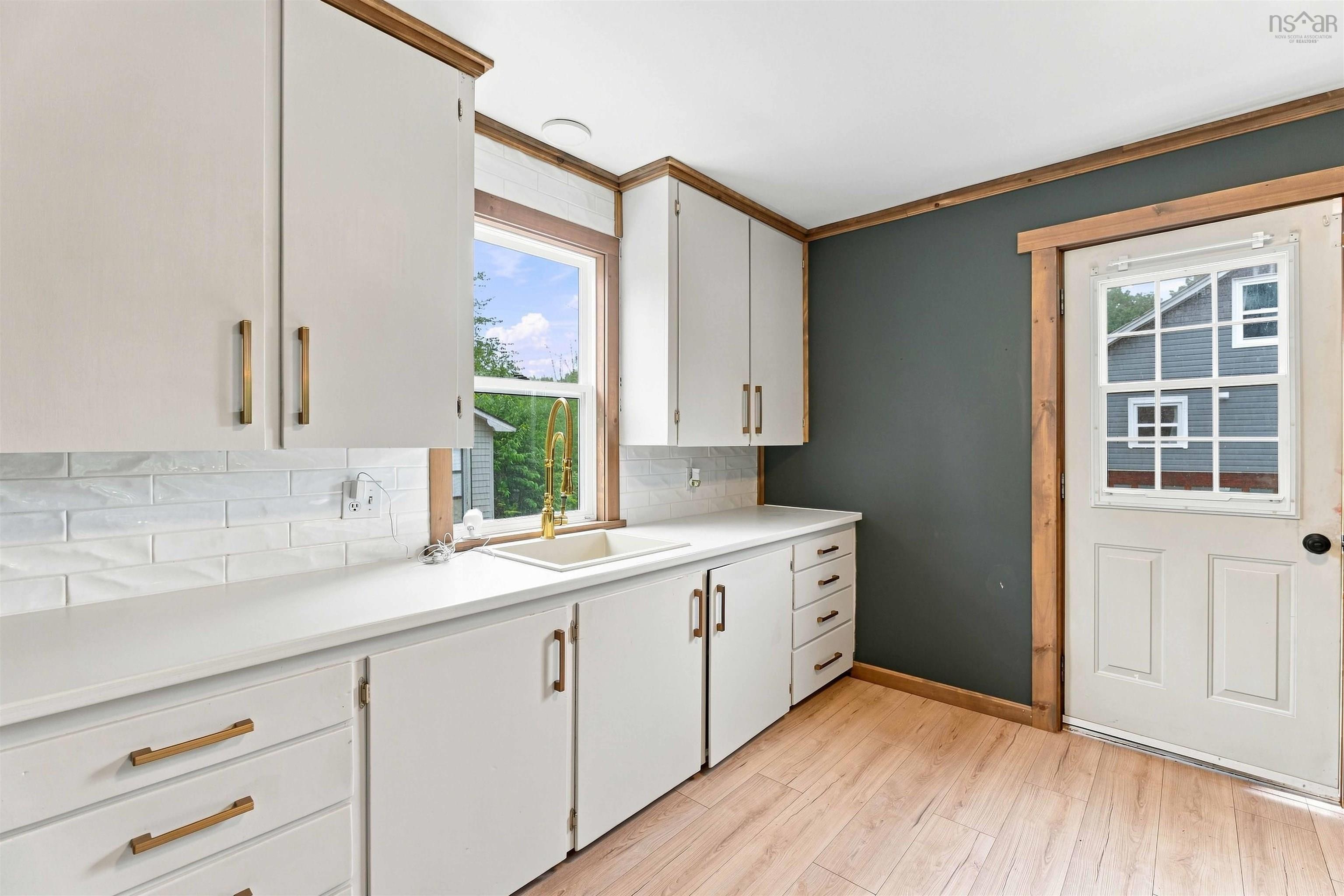 $349,900.00: 2630 Highway 1, Aylesford