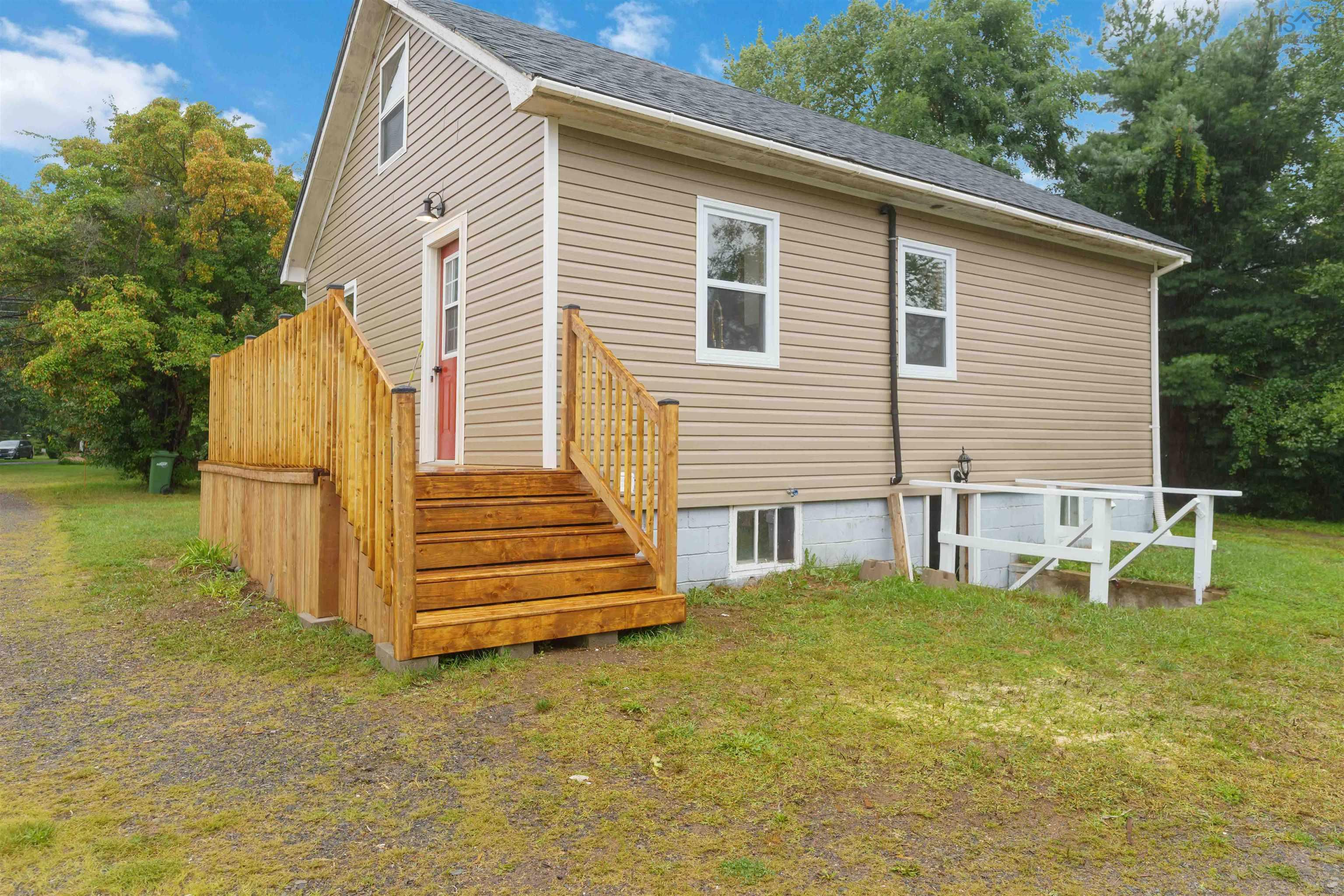 $349,900.00: 2630 Highway 1, Aylesford