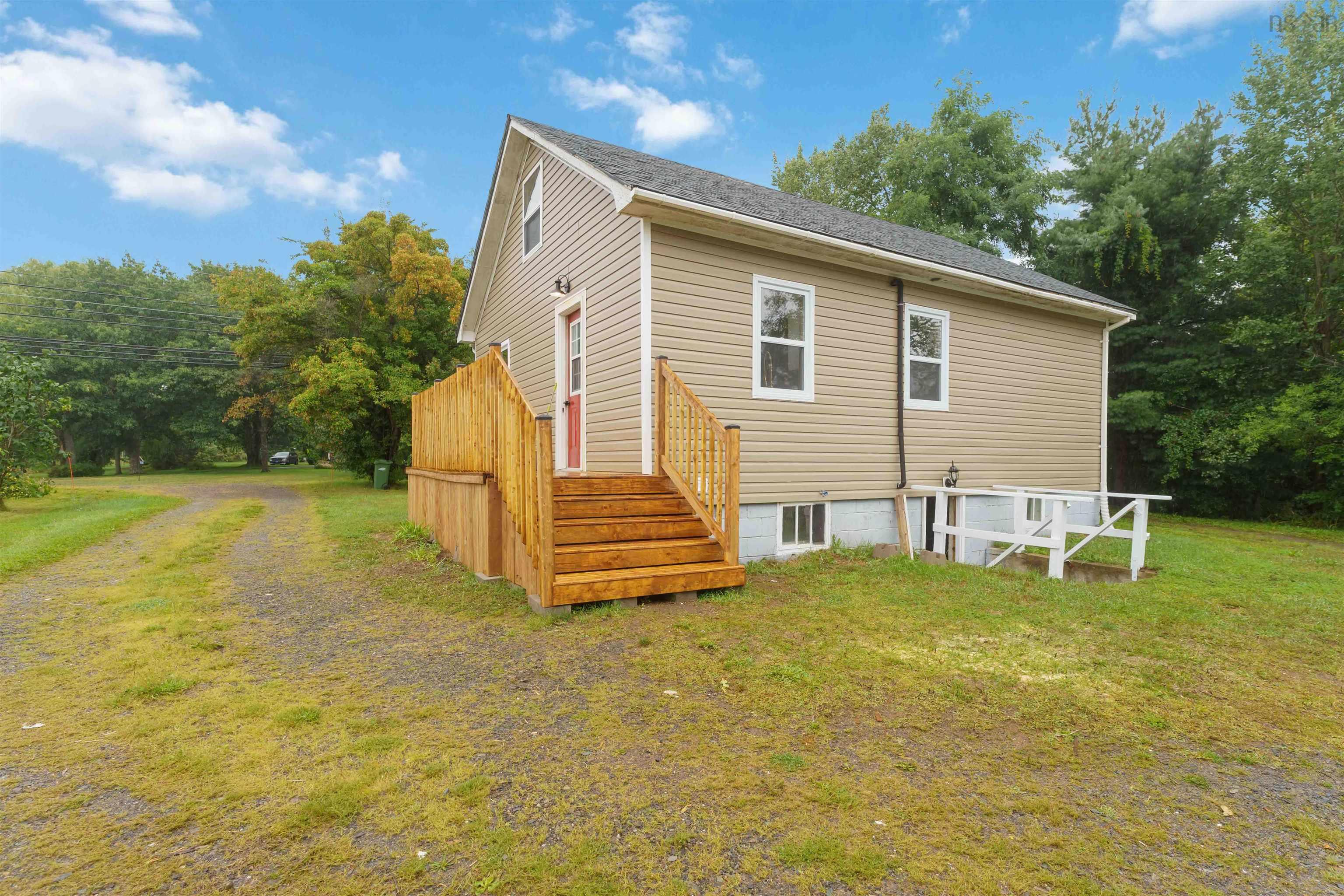$349,900.00: 2630 Highway 1, Aylesford