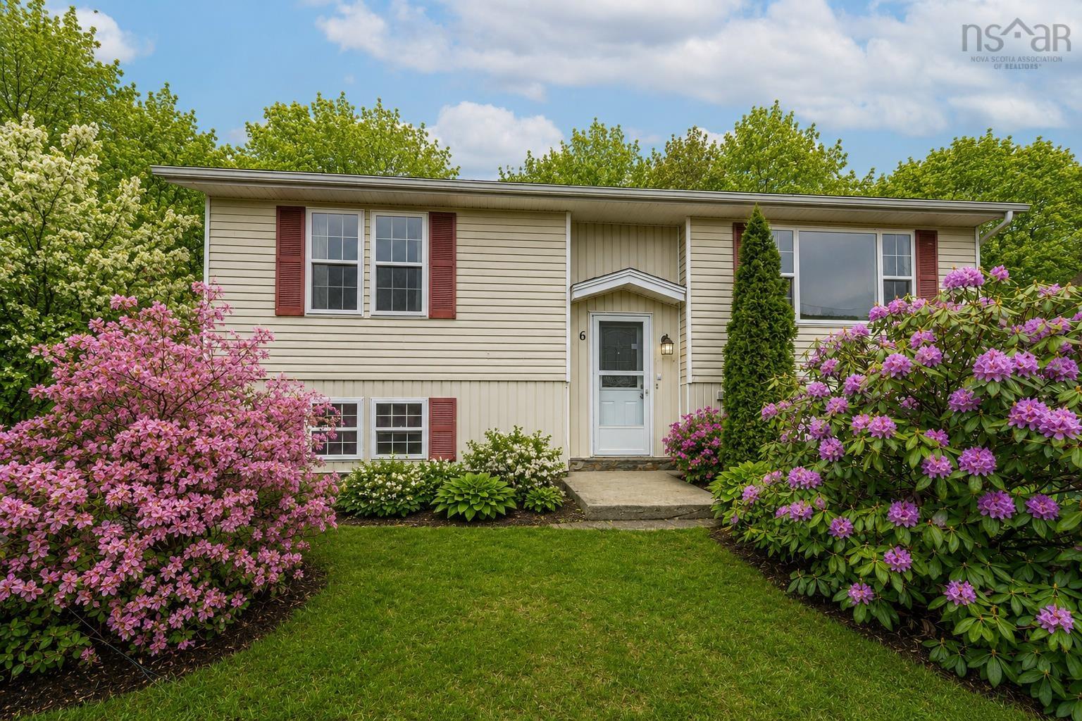$499,900.00: 6 Granby Court, Halifax
