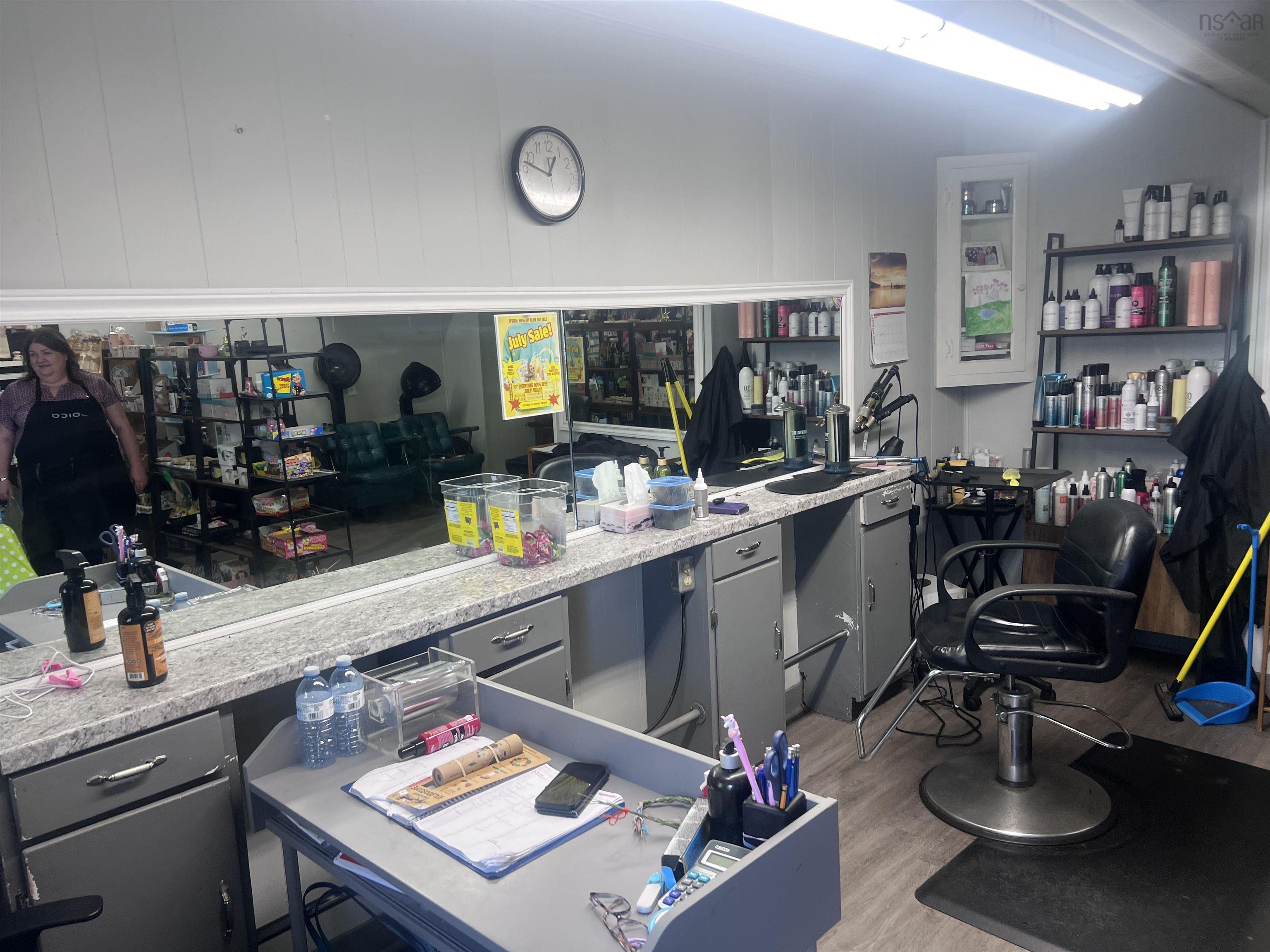 $184,900.00: 3 Center Street, South End