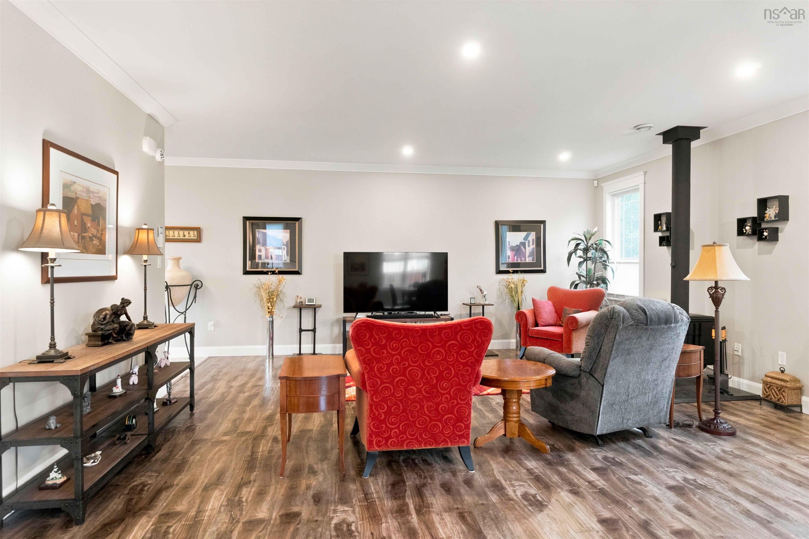 $689,000.00: 14 Marilyn Court, Kingston