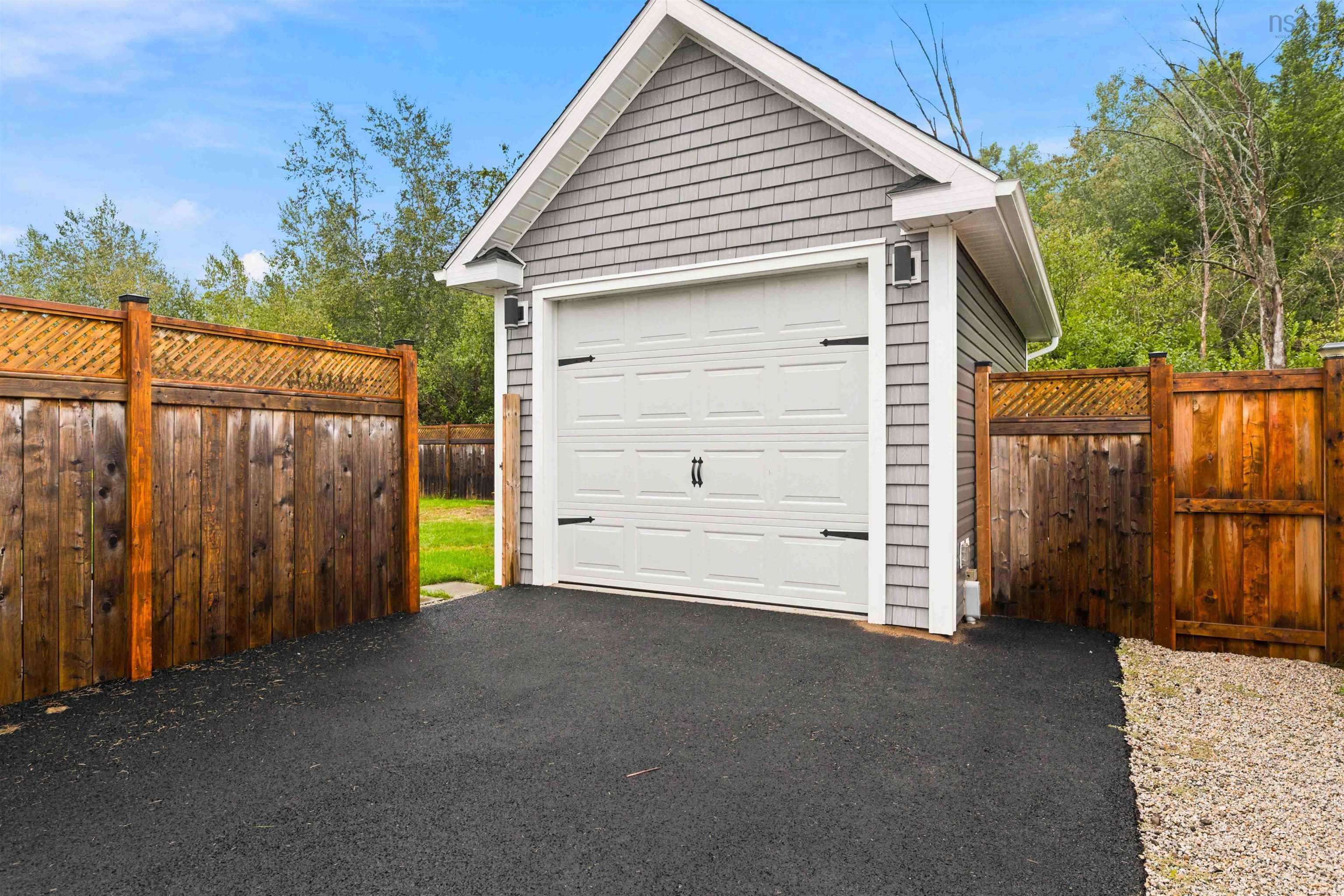 $689,000.00: 14 Marilyn Court, Kingston