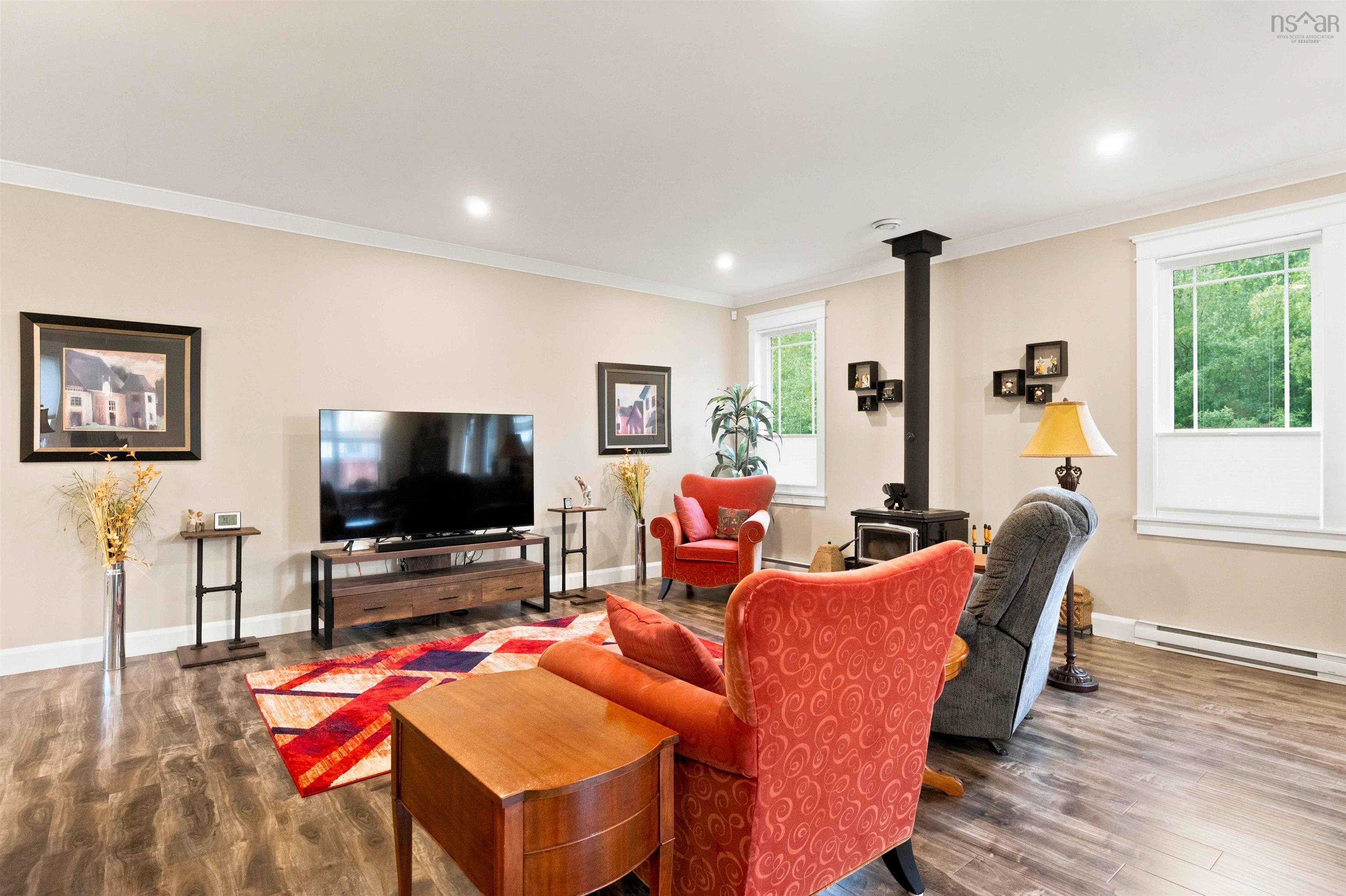 $689,000.00: 14 Marilyn Court, Kingston