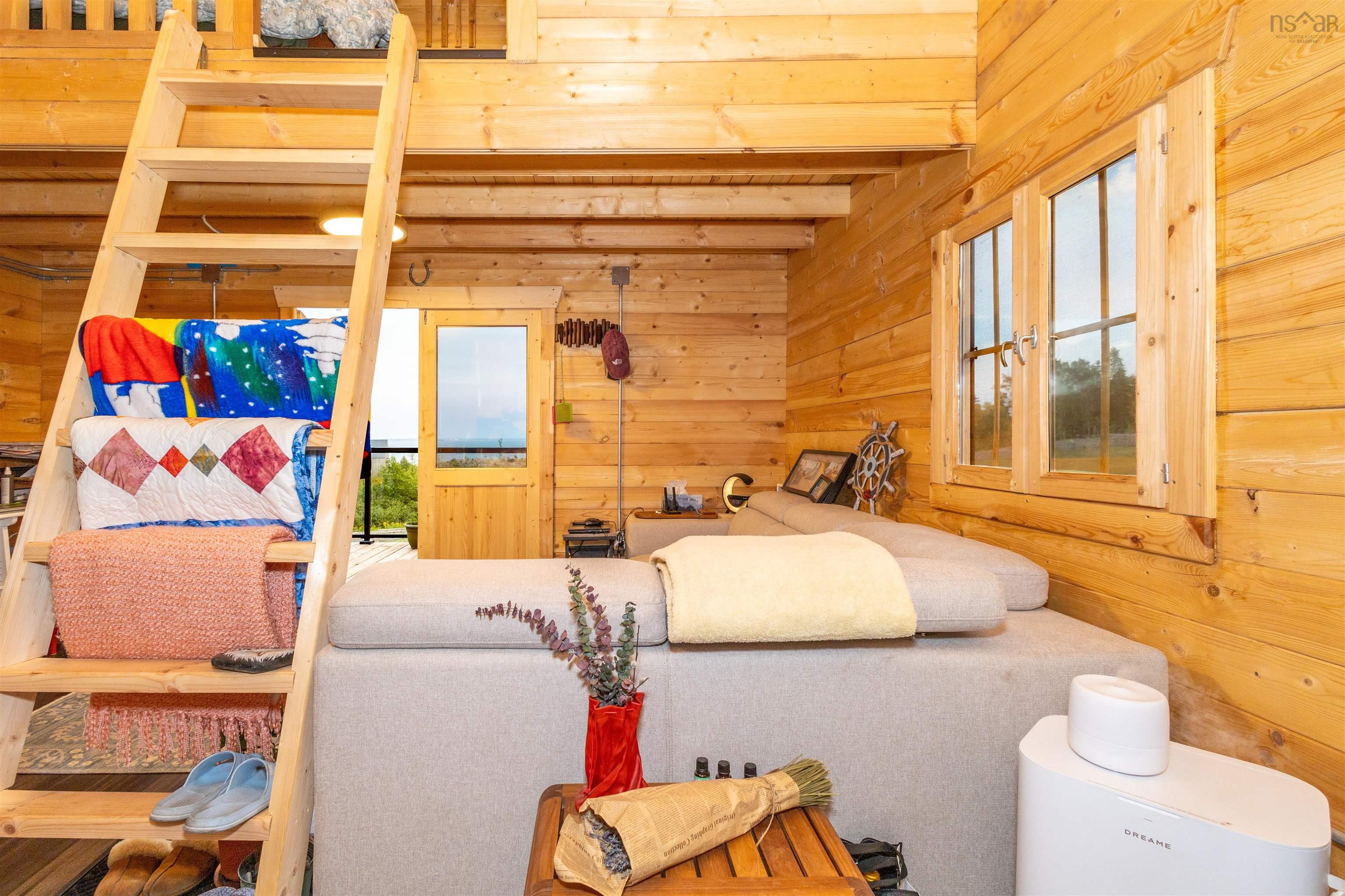 $1,100,000.00: 45073 Cabot Trail, North Shore