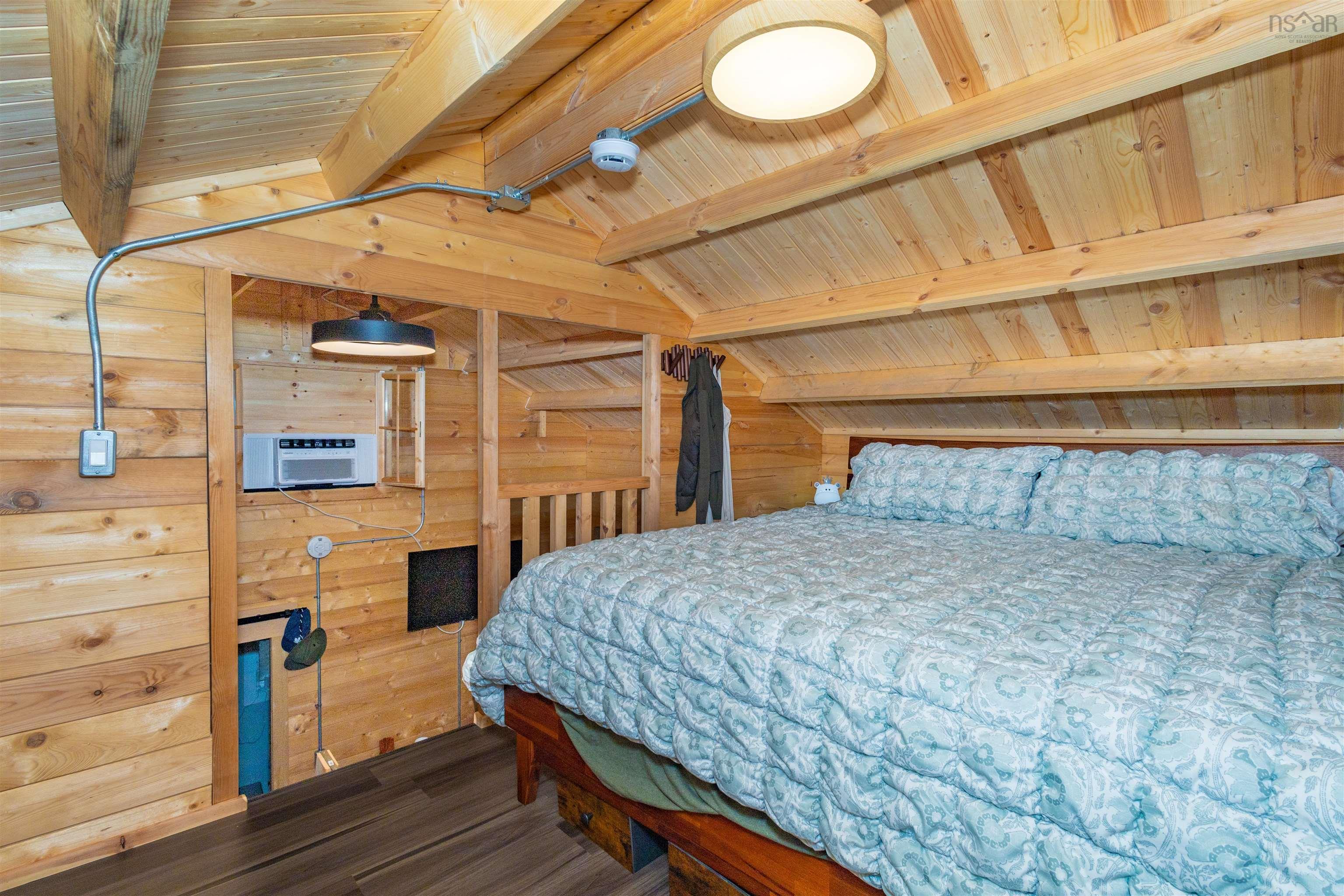 $1,100,000.00: 45073 Cabot Trail, North Shore