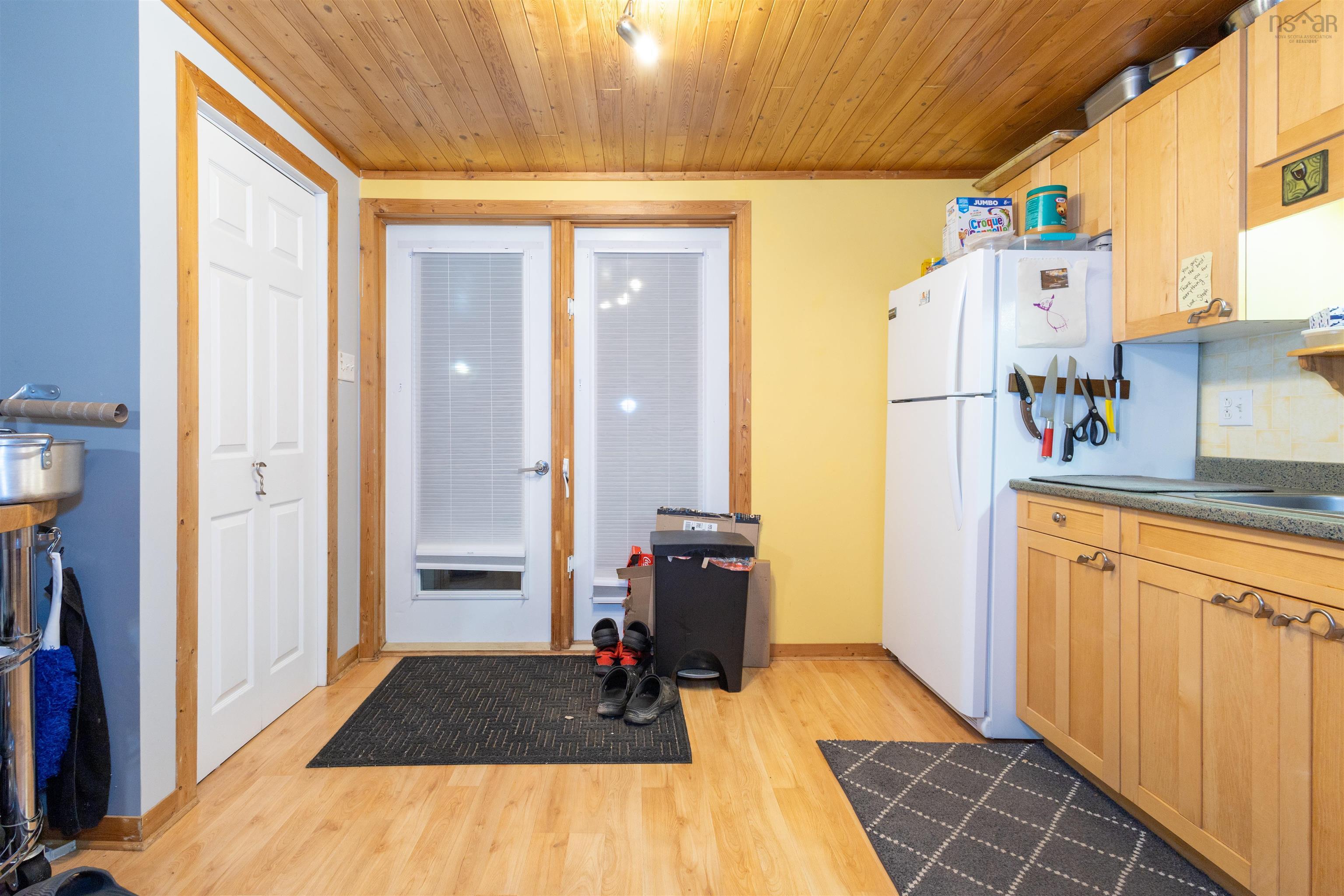 $1,100,000.00: 45073 Cabot Trail, North Shore