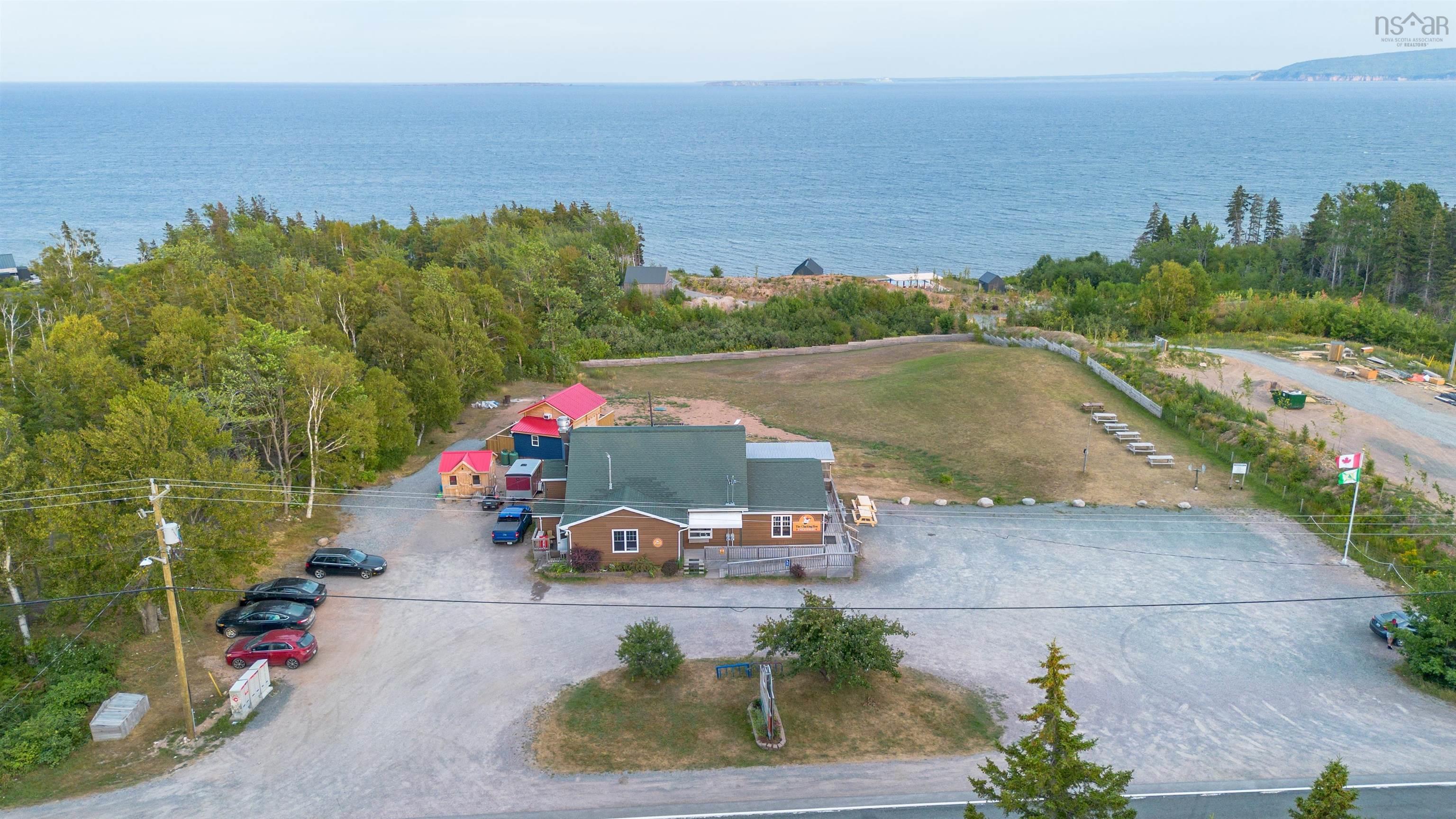 $1,100,000.00: 45073 Cabot Trail, North Shore