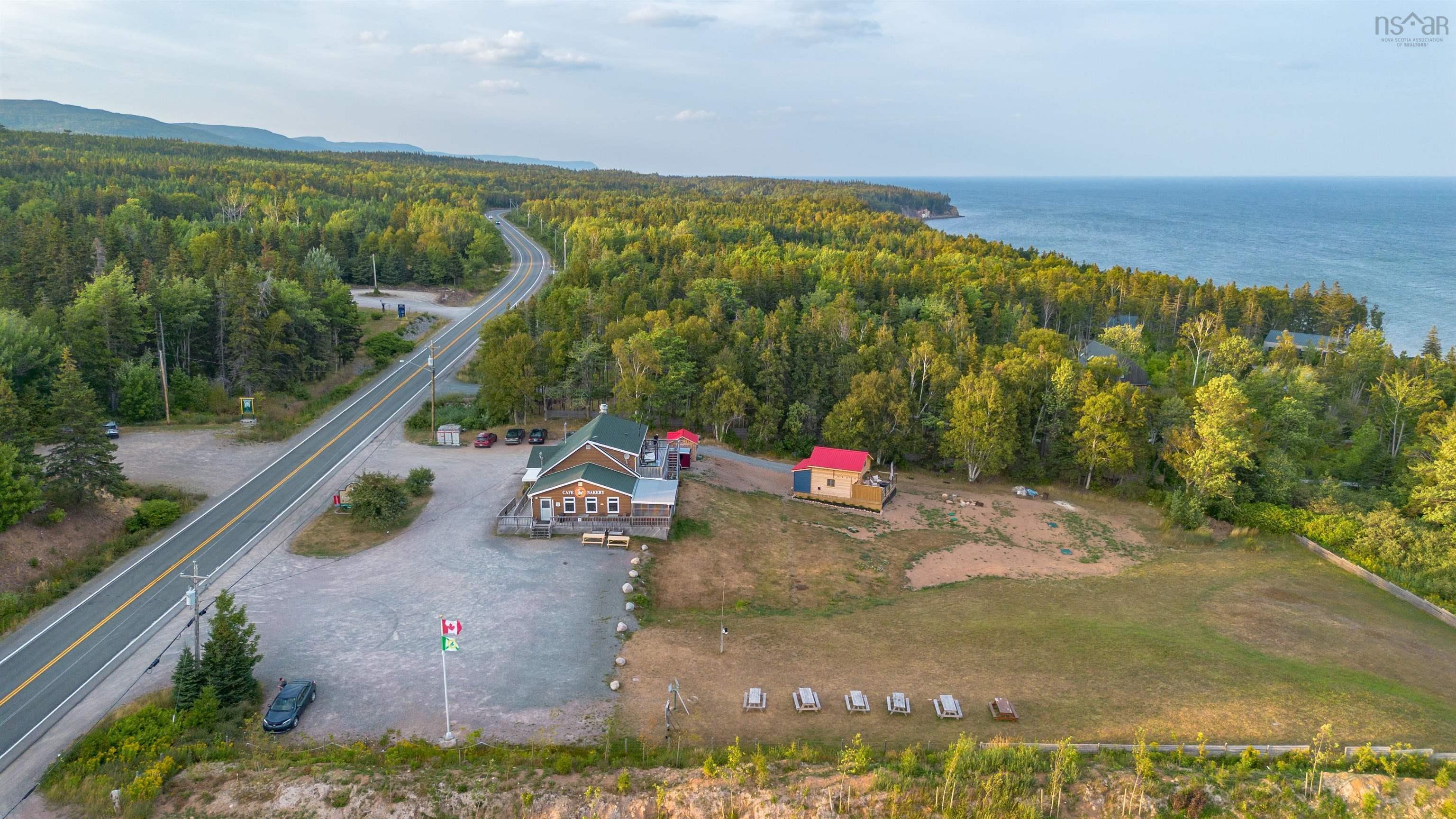 $1,100,000.00: 45073 Cabot Trail, North Shore