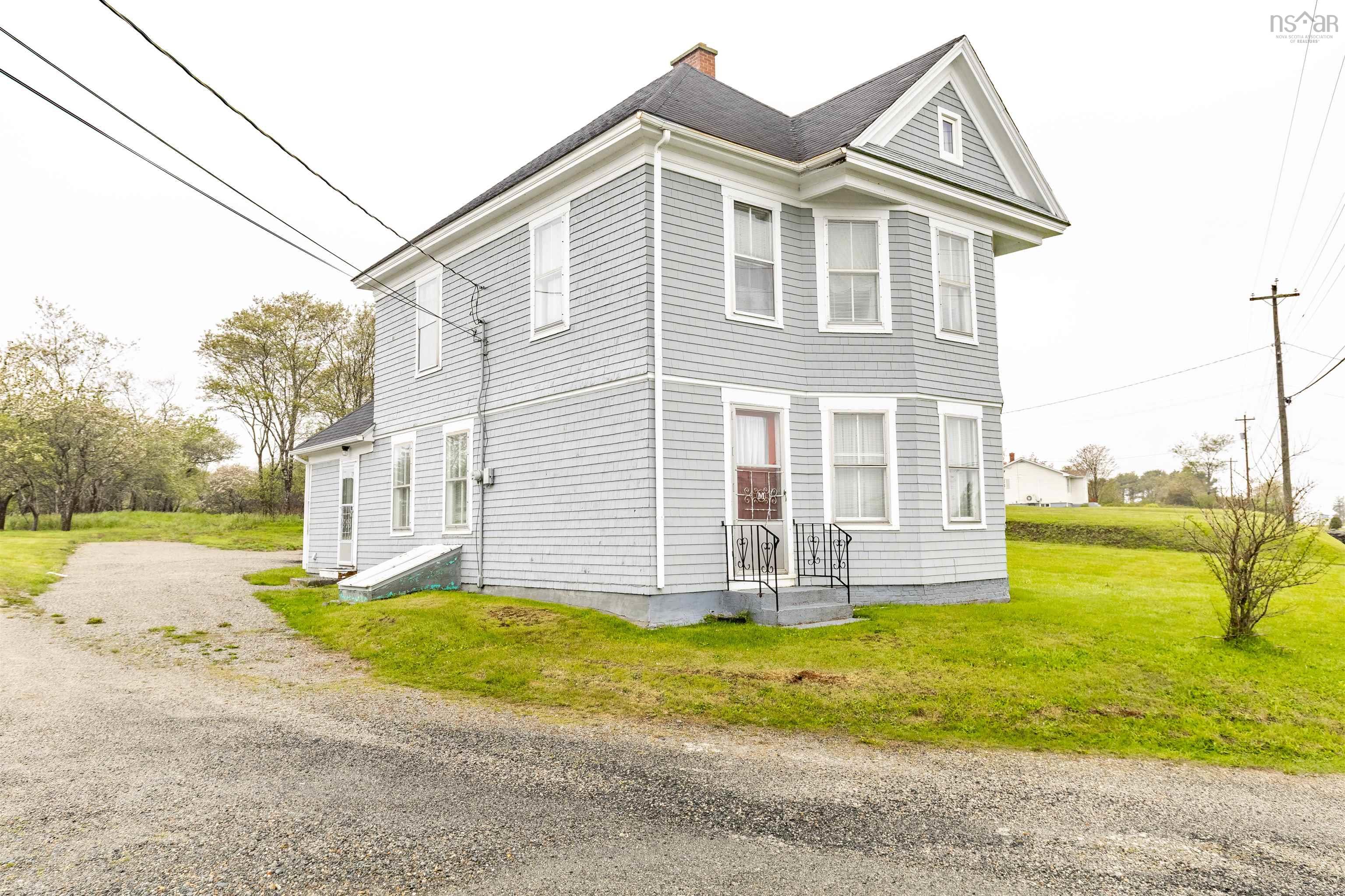 $199,000.00: 2917 308 Highway, Amiraults Hill