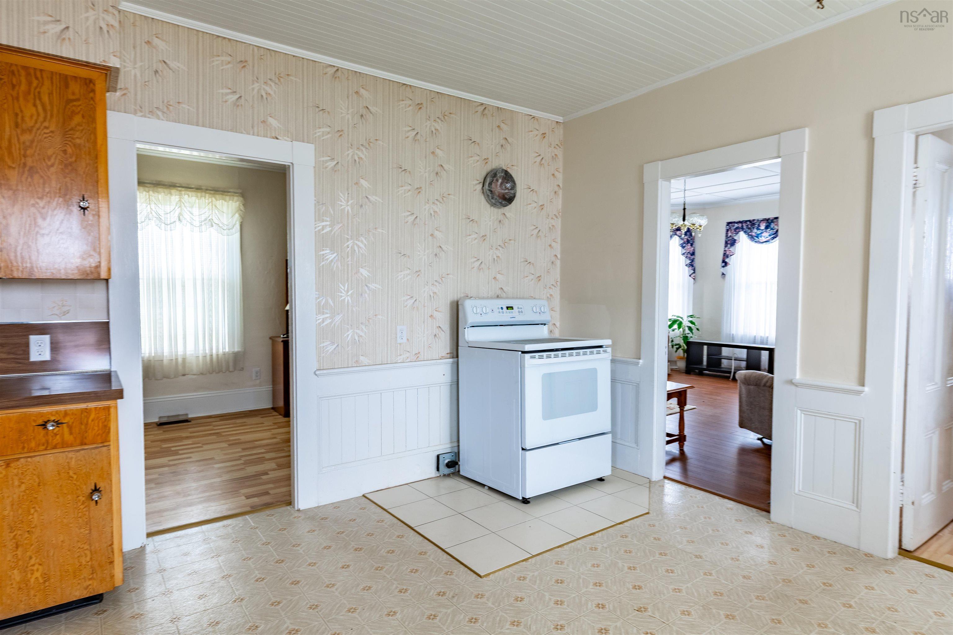 $199,000.00: 2917 308 Highway, Amiraults Hill