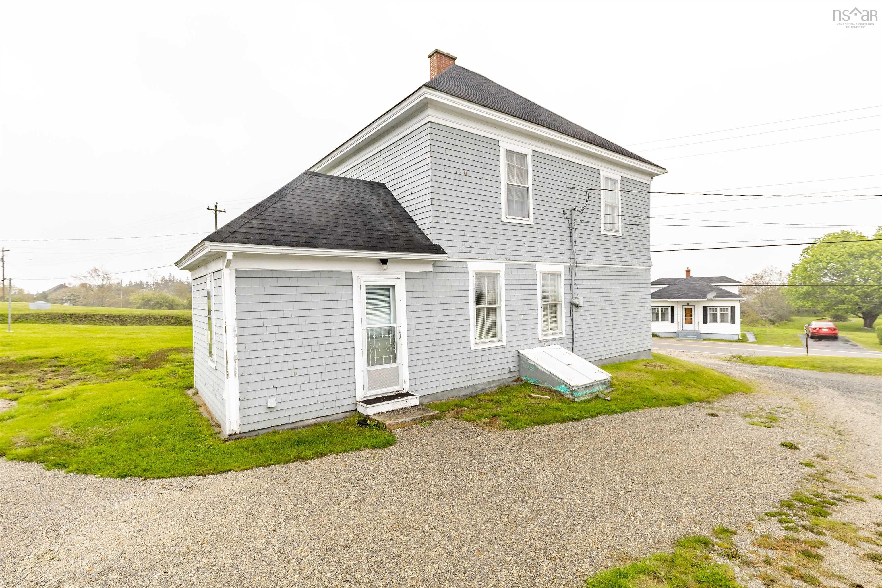 $199,000.00: 2917 308 Highway, Amiraults Hill