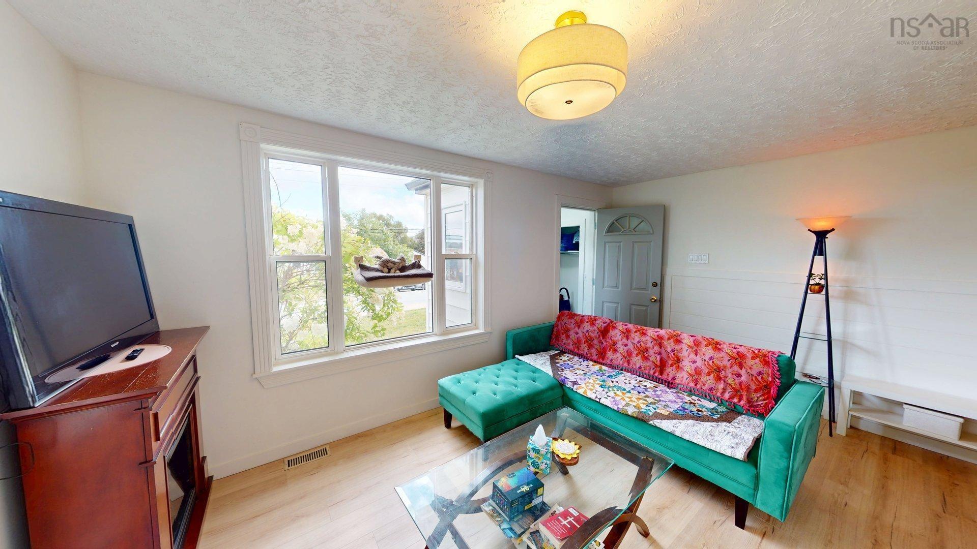 $499,900.00: 81 Coronation Drive, Halifax