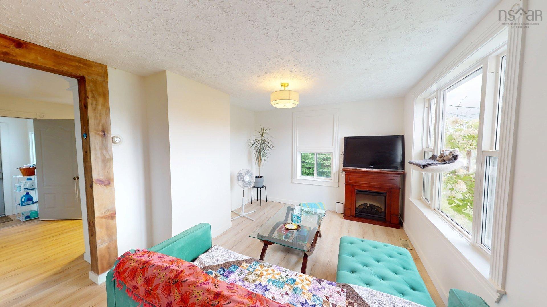 $499,900.00: 81 Coronation Drive, Halifax