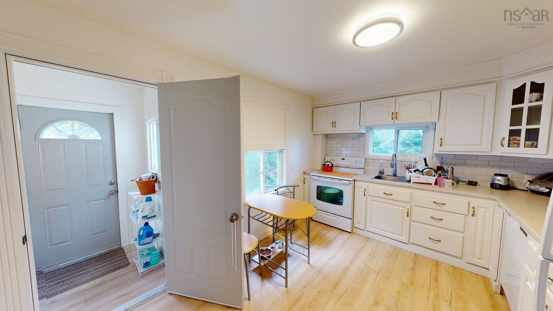 $499,900.00: 81 Coronation Drive, Halifax