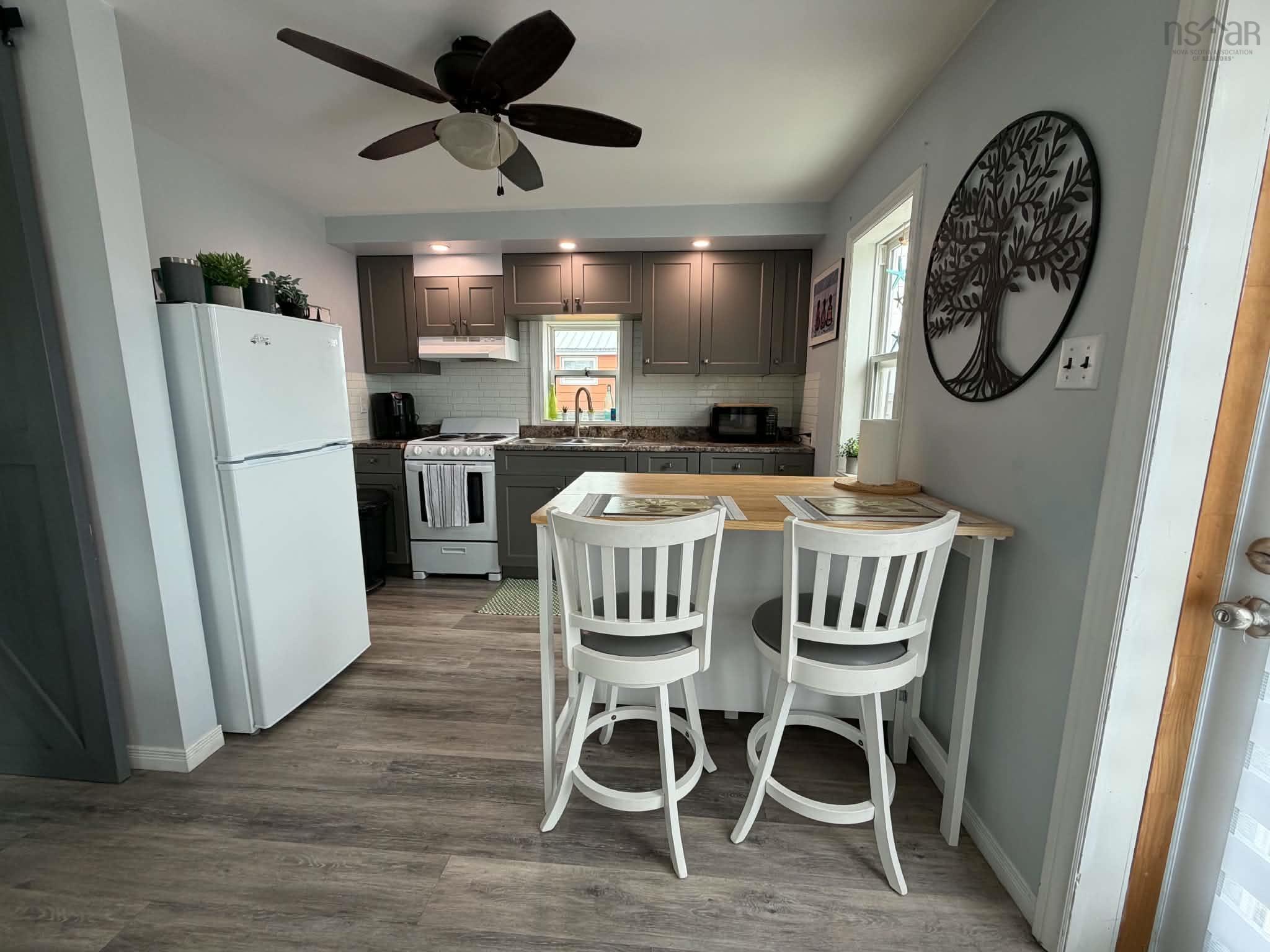 $150,000.00: 15330 Cabot Trail, Chéticamp