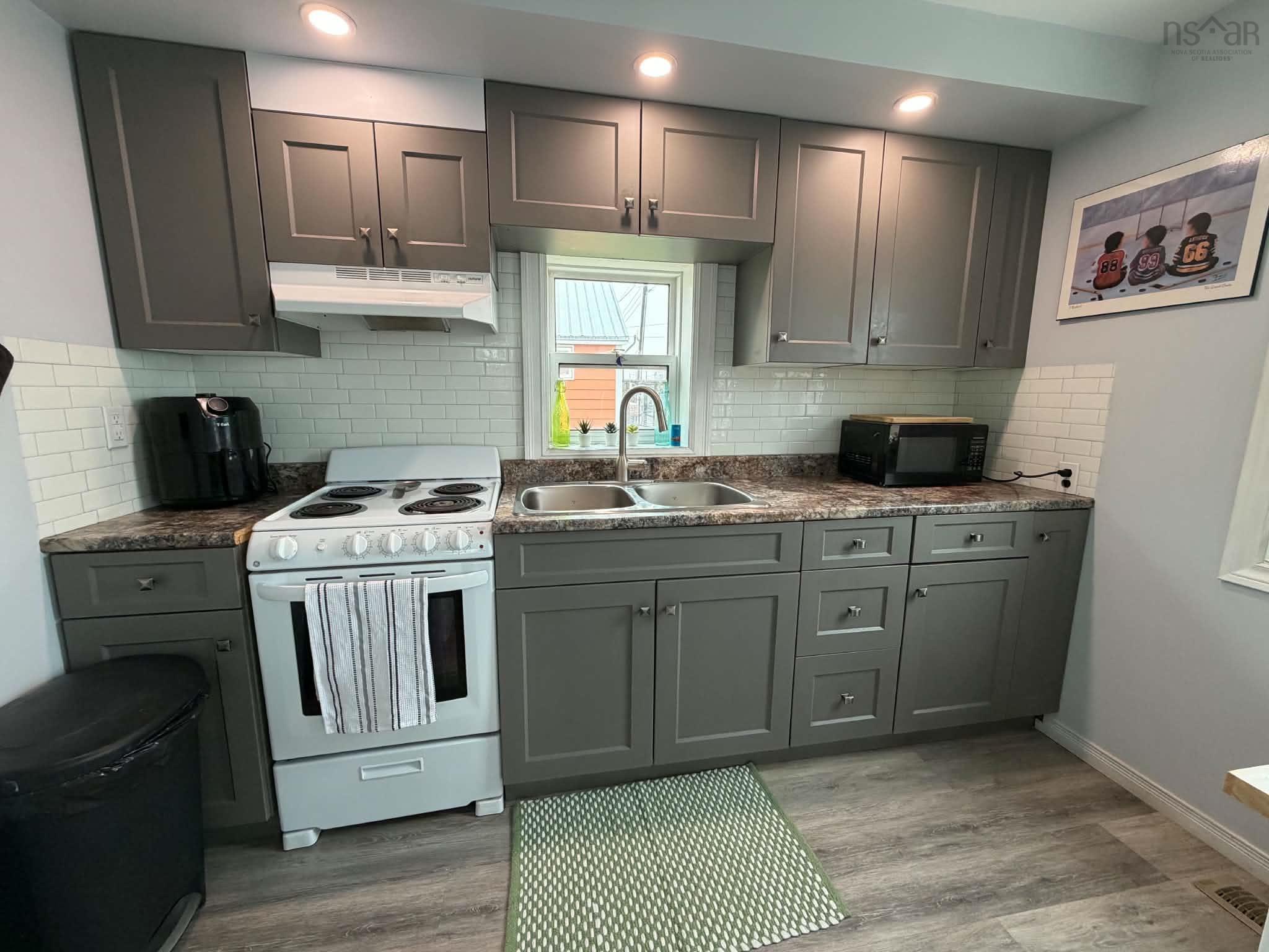 $150,000.00: 15330 Cabot Trail, Chéticamp