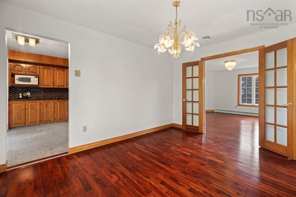 $749,900.00: 2 Huxley Close, Halifax