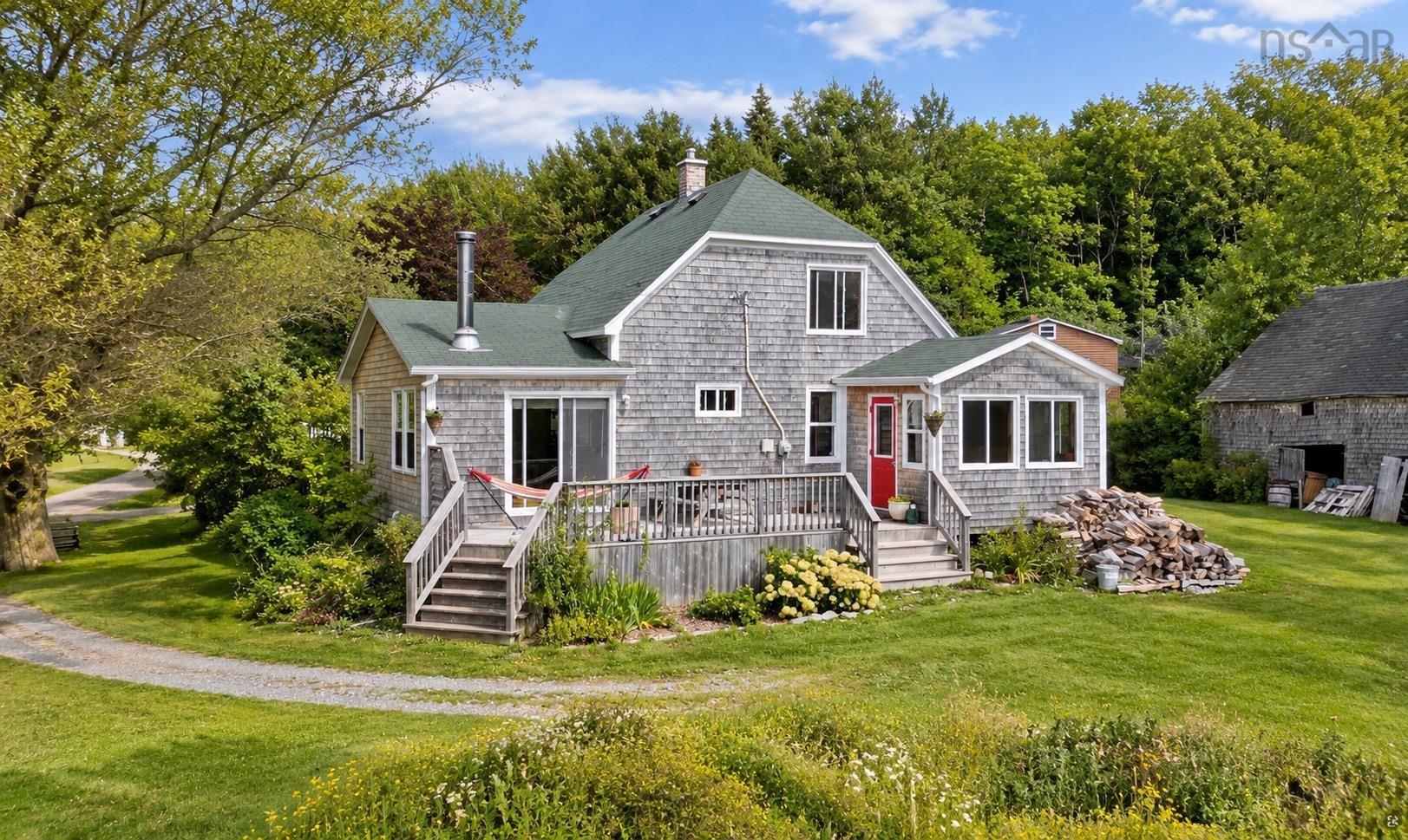 $337,500.00: 1286 CHEMIN MACGARRY Road, Grand Étang