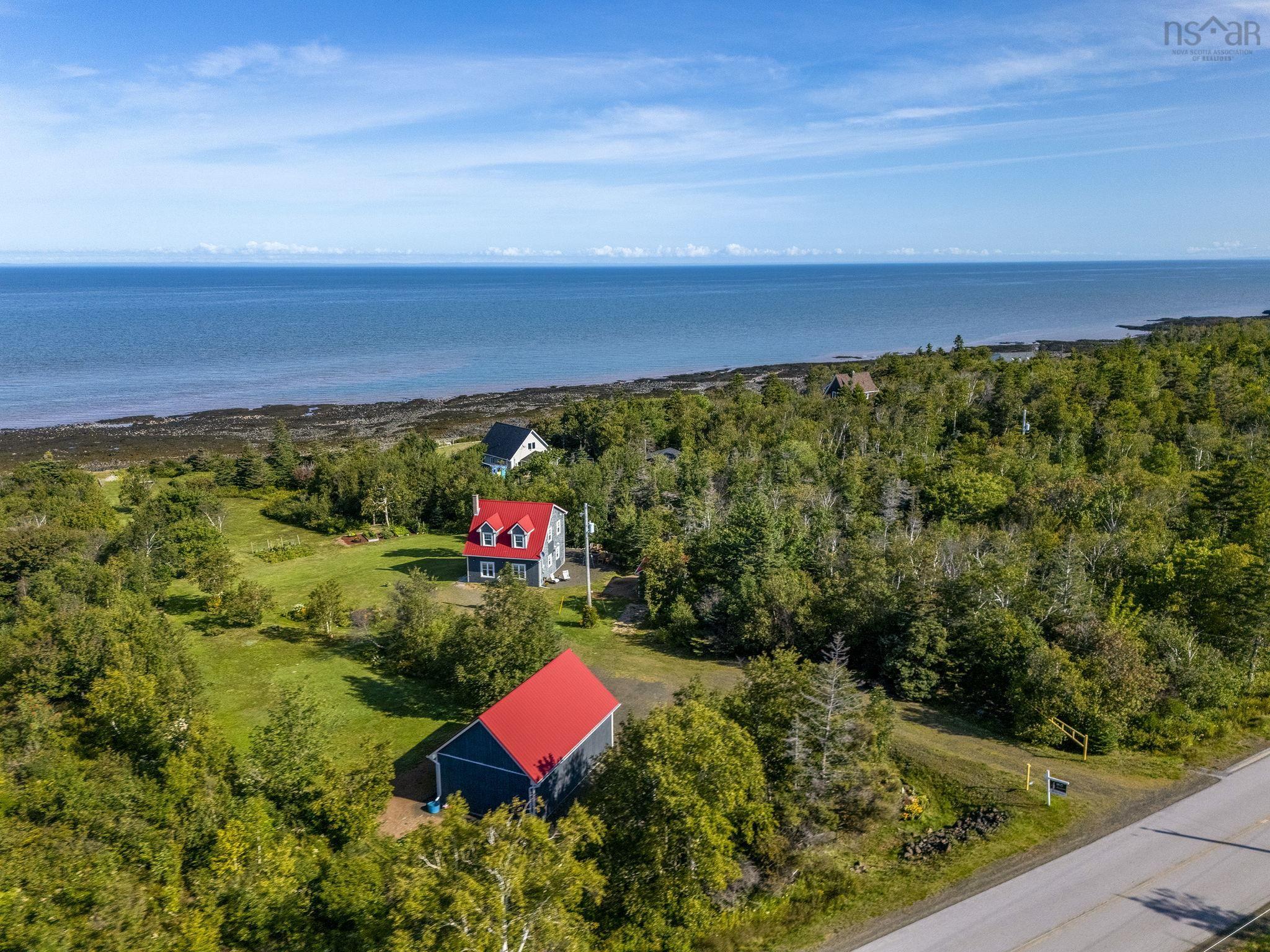 $569,000.00: 6437 Shore Road West, Youngs Cove