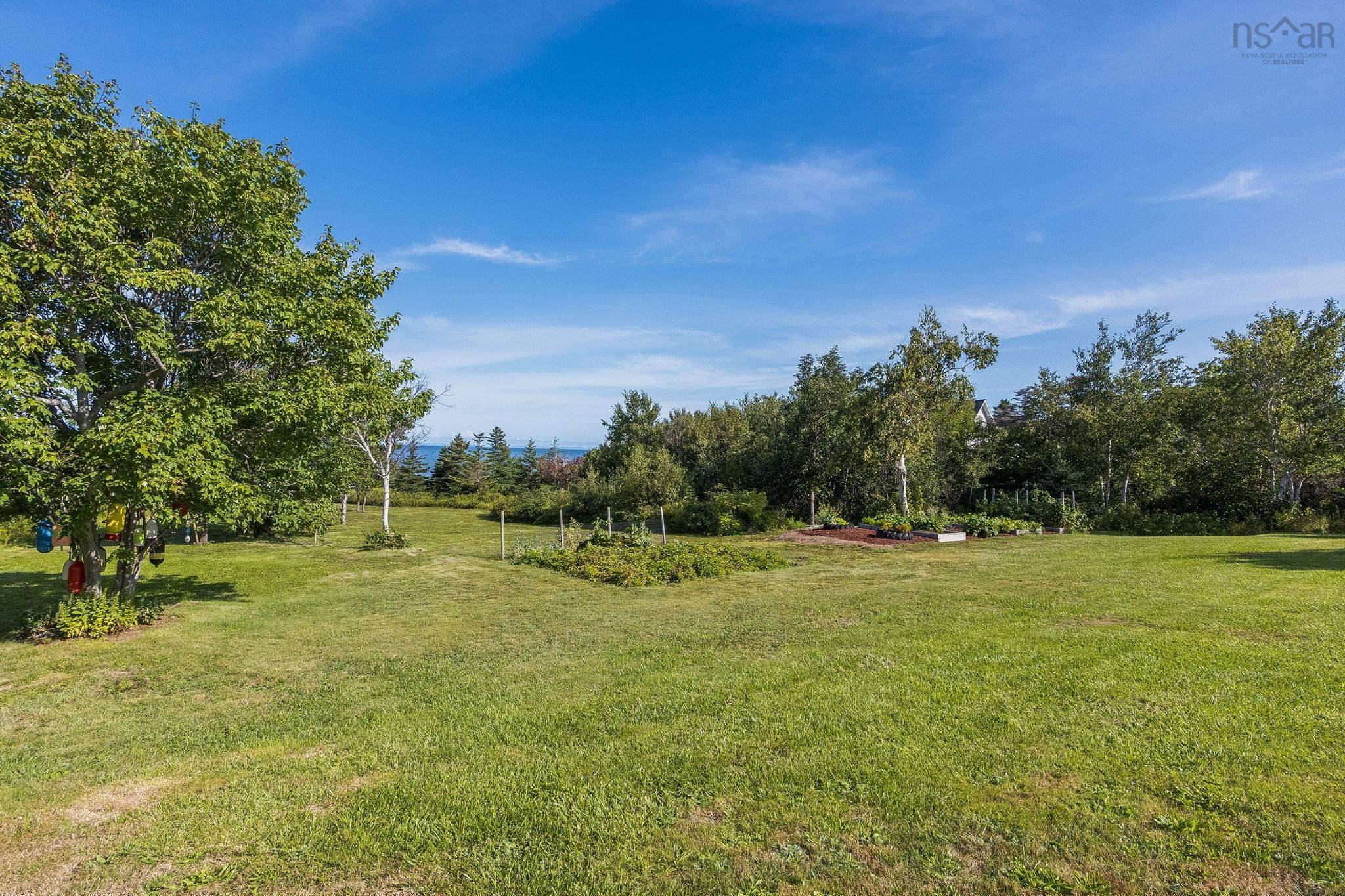 $569,000.00: 6437 Shore Road West, Youngs Cove